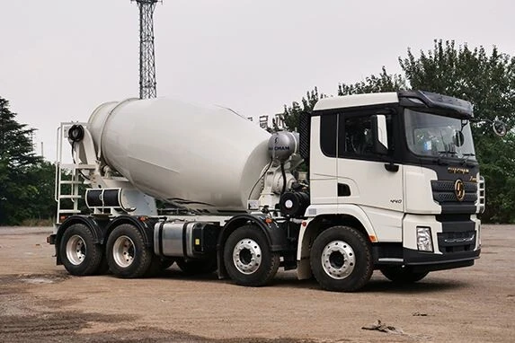X5000 8x4 Грузовик с цементным миксером