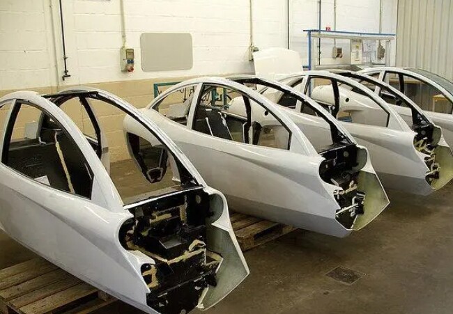 Carcasas de automóviles