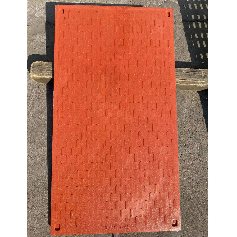 Tapa de la fábrica de cerdos BM1100_600