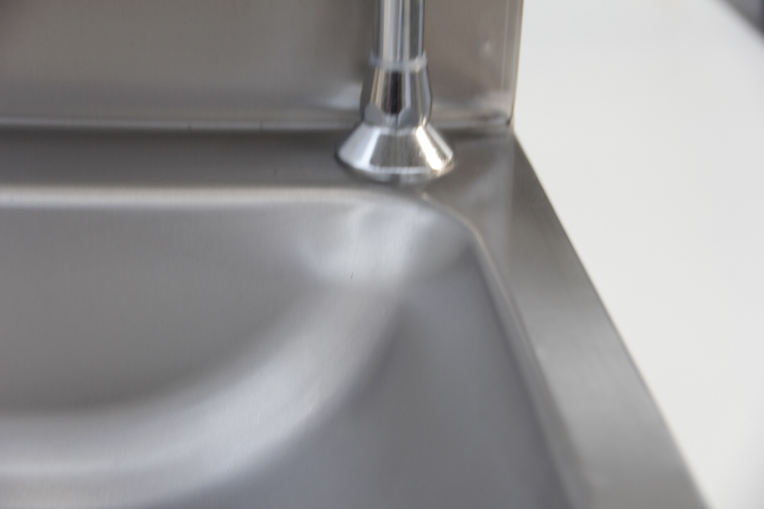 带水龙头的商用不锈钢厨房水槽 欧式水槽 CB-ES403