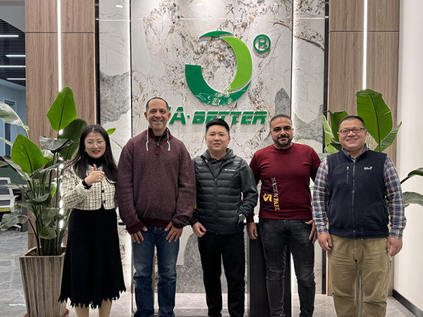 客户合影 (7).jpg