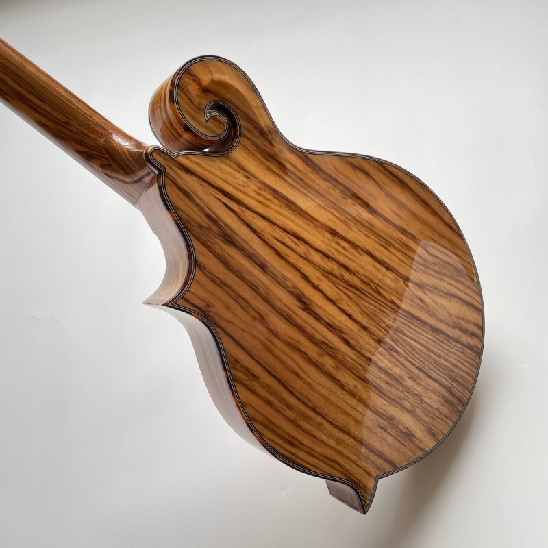 Mandolina Afanti Music Solid spruce Natural Transparent Color