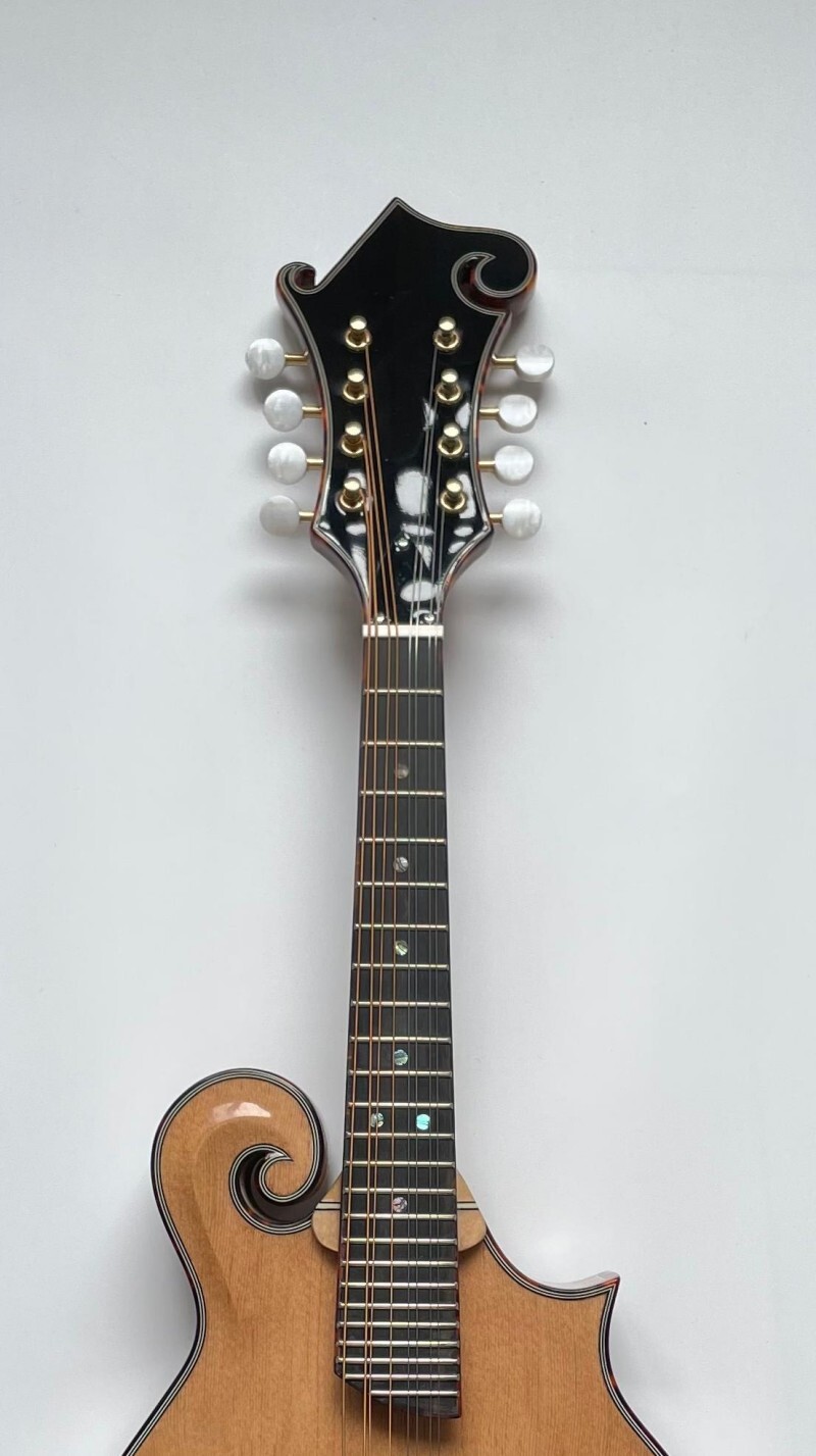 Mandolina Afanti Music Solid spruce Natural Transparent Color