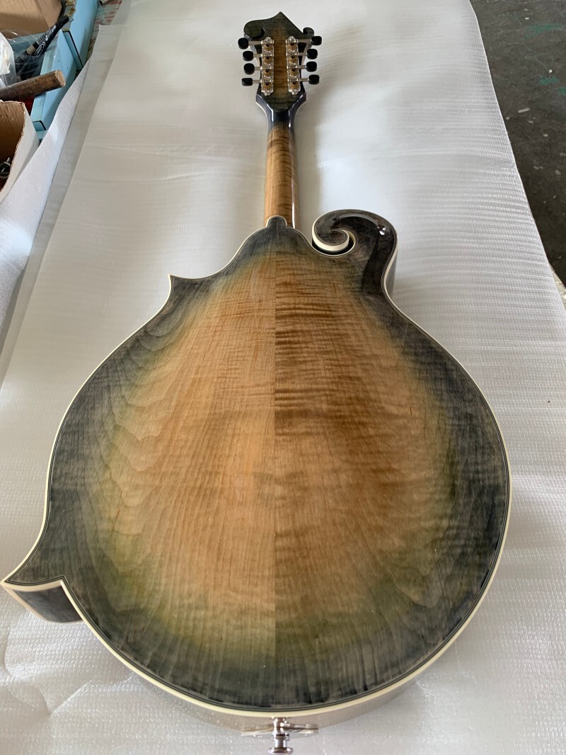 Mandolina estilo F (AOM-F105)