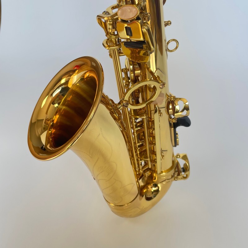 Instrumentos de viento Saxofón Alto Llave Mib Laca Dorada