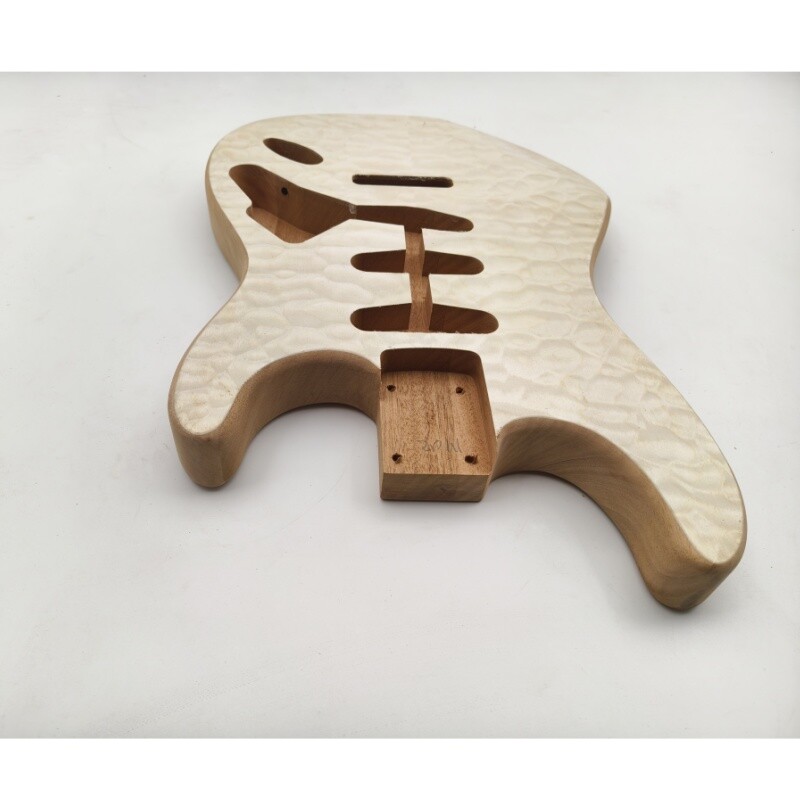 Cuerpo de guitarra eléctrica Afanti SSS de madera de caoba con chapa de arce acolchado