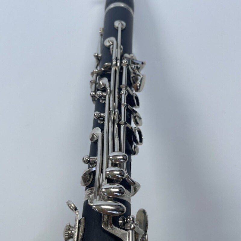 Afanti 18 llaves Boquilla baquelita Cuerpo de caucho duro niquelado Clarinete