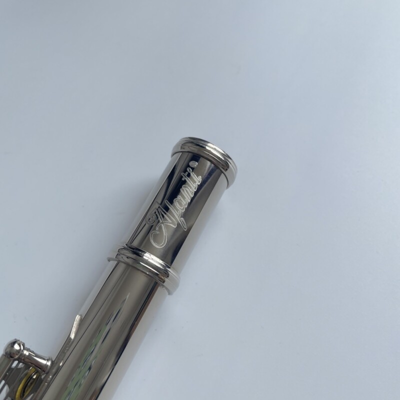 Afanti flauta de llave niquelada de 16 agujeros cerrados