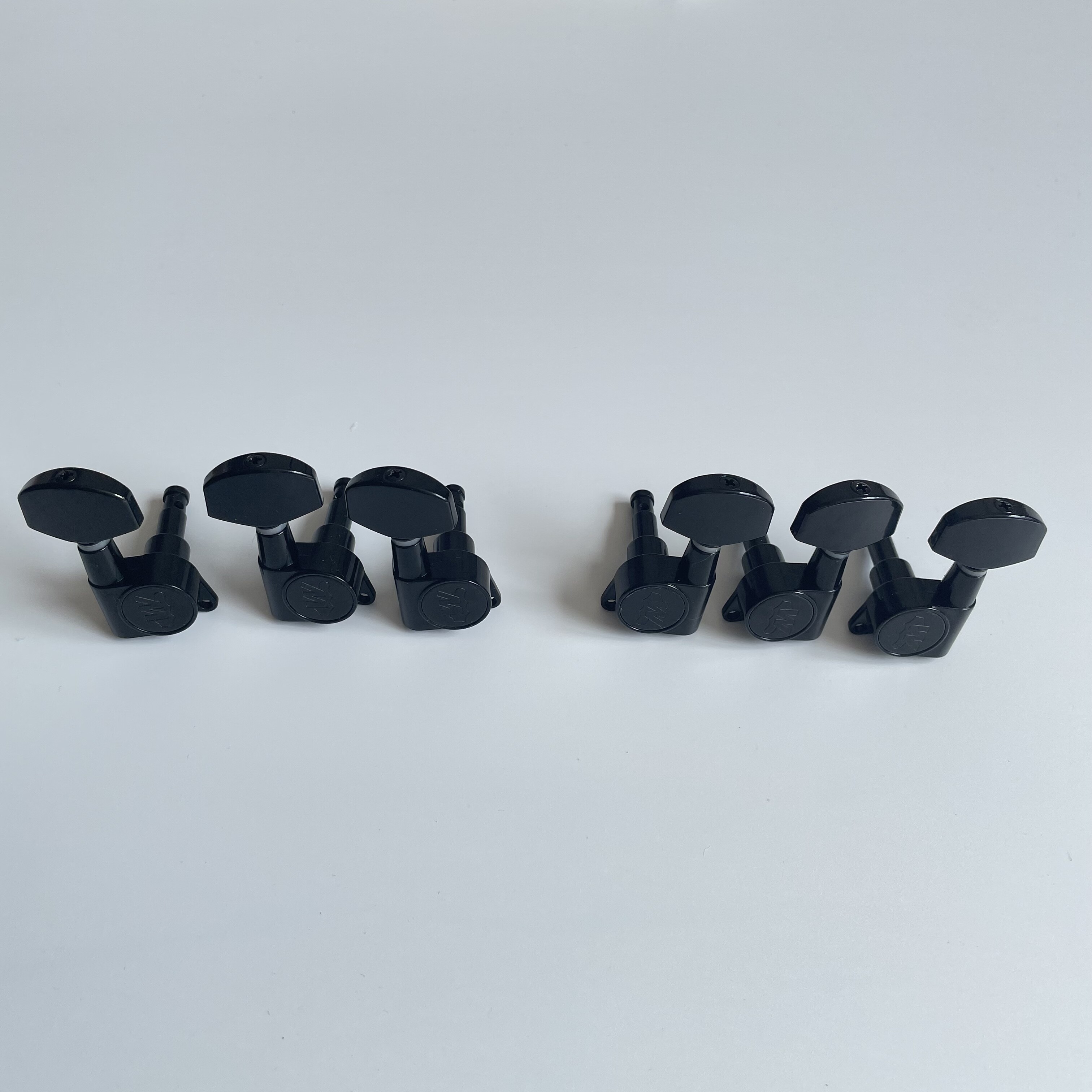 Afanti 3R3L Negro Guitarra Eléctrica Machine Heads