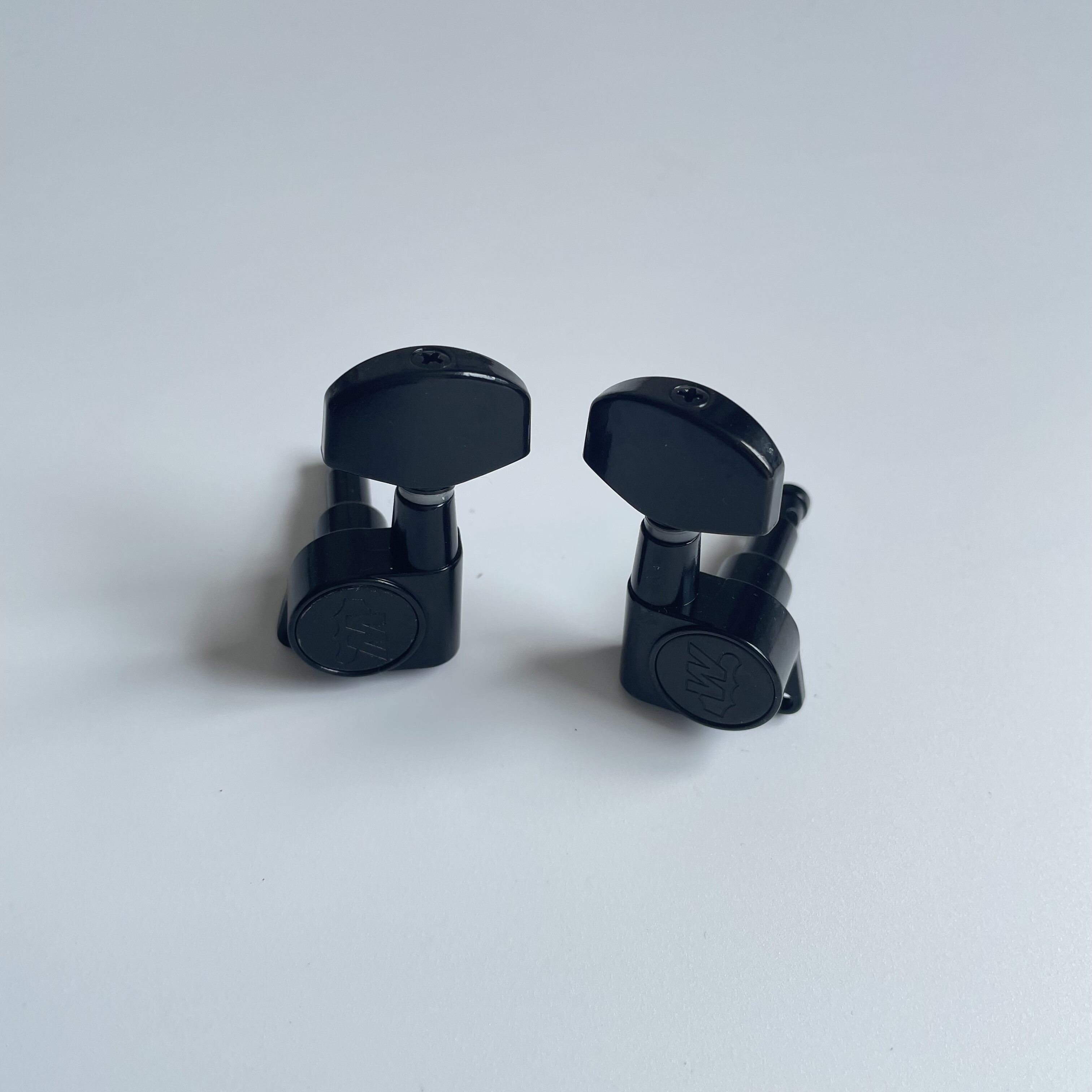 Afanti 3R3L Negro Guitarra Eléctrica Machine Heads