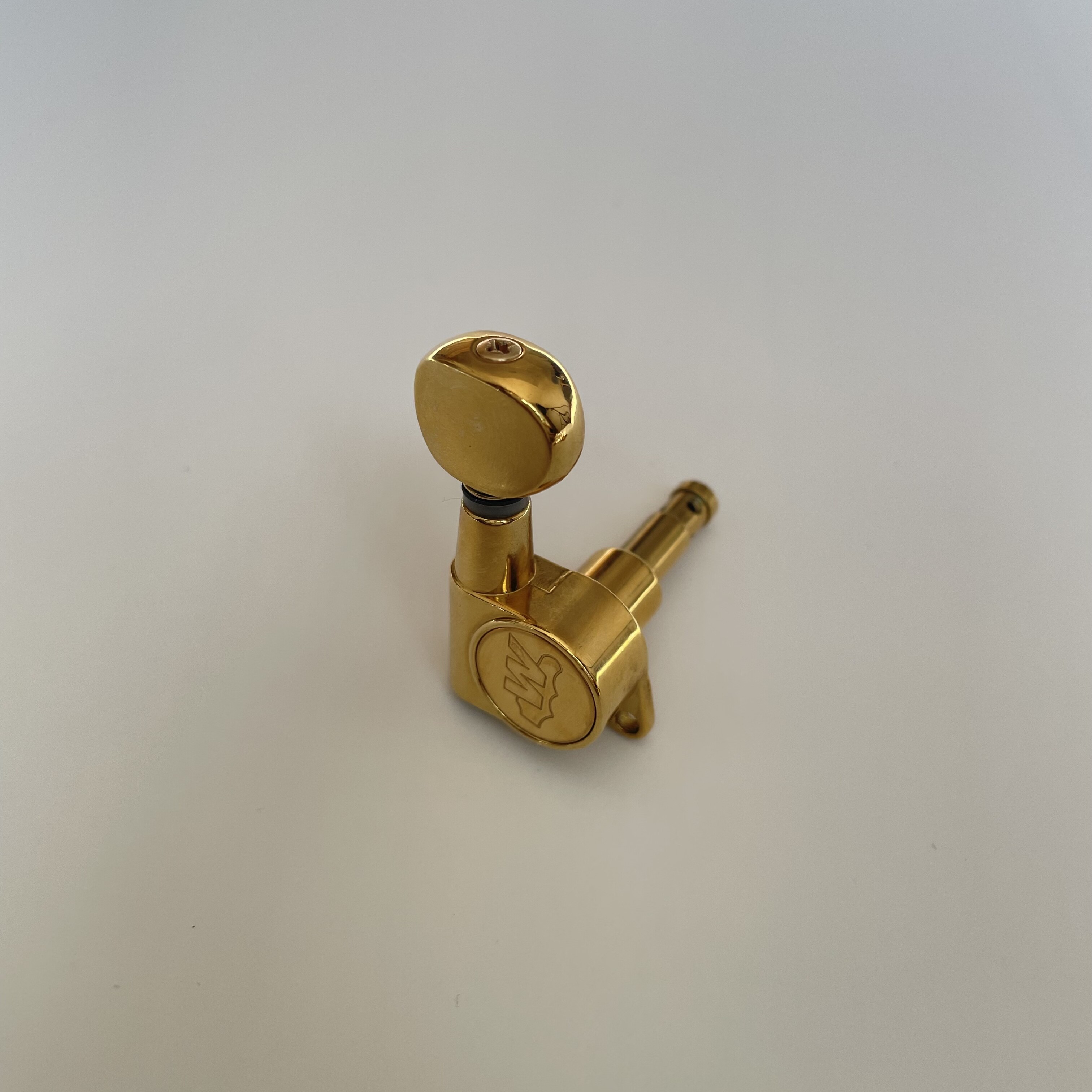 Afinador de Guitarra Afanti 6R Inline Gold para Guitarras Eléctricas con Clavijero de 10mm