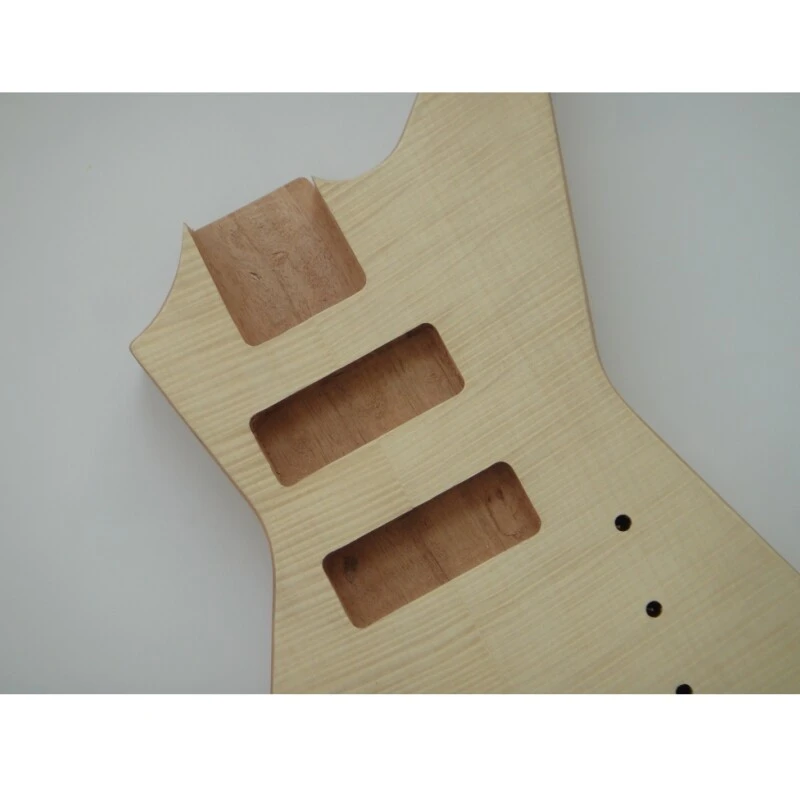 Kit de bajo eléctrico de 5 cuerdas Afanti con cuerpo de caoba sin terminar y arce flameado