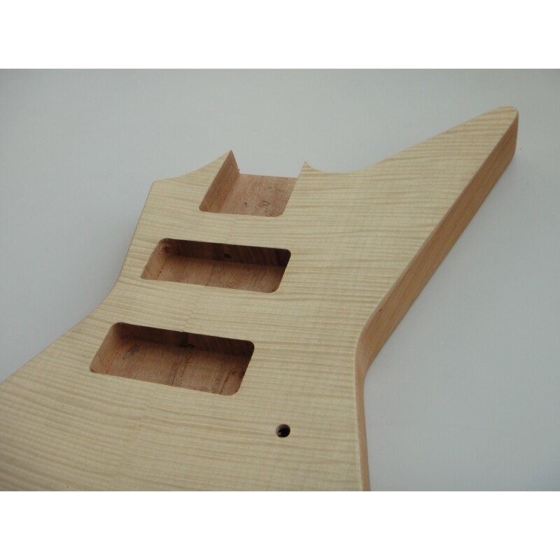 Kit de bajo eléctrico de 5 cuerdas Afanti con cuerpo de caoba sin terminar y arce flameado