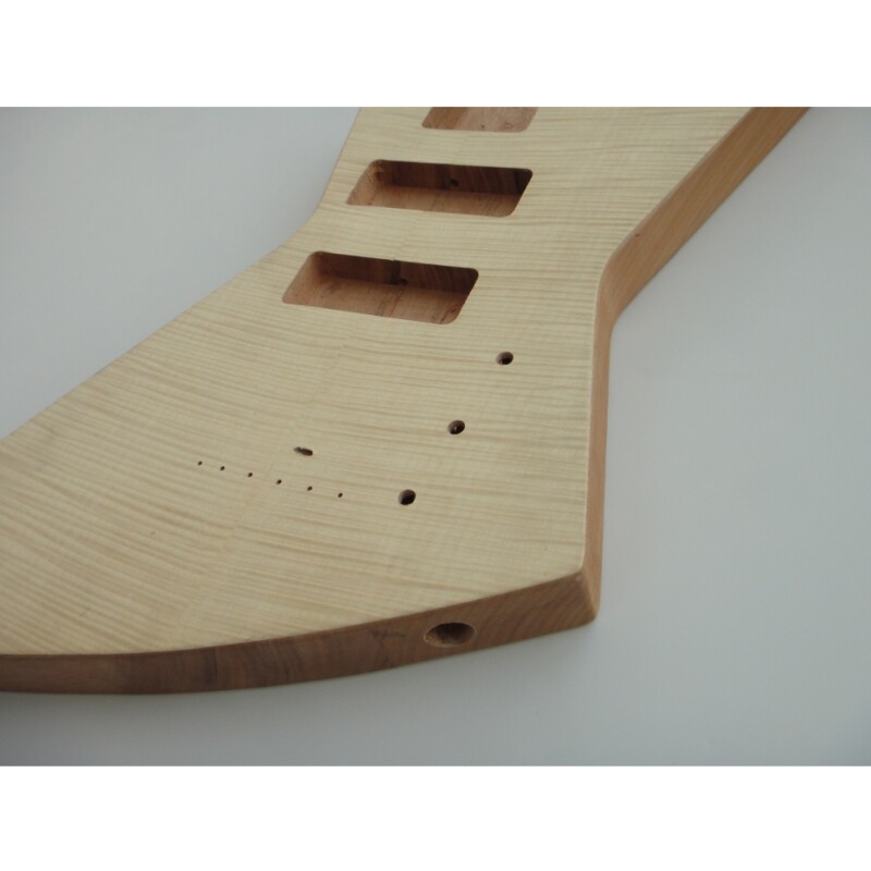 Kit de bajo eléctrico de 5 cuerdas Afanti con cuerpo de caoba sin terminar y arce flameado