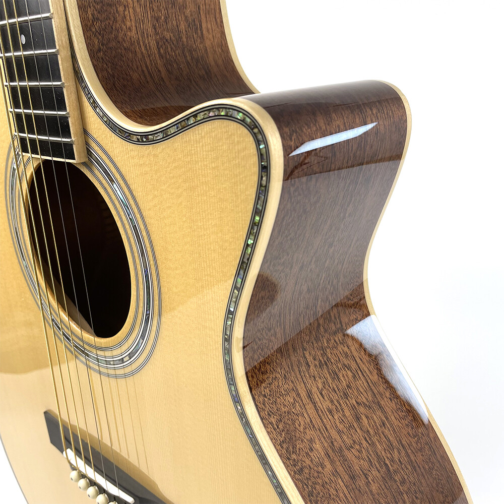 Guitarras acústicas con tapa maciza de abeto y incrustaciones de abulón real de la serie Luthier de Afanti East