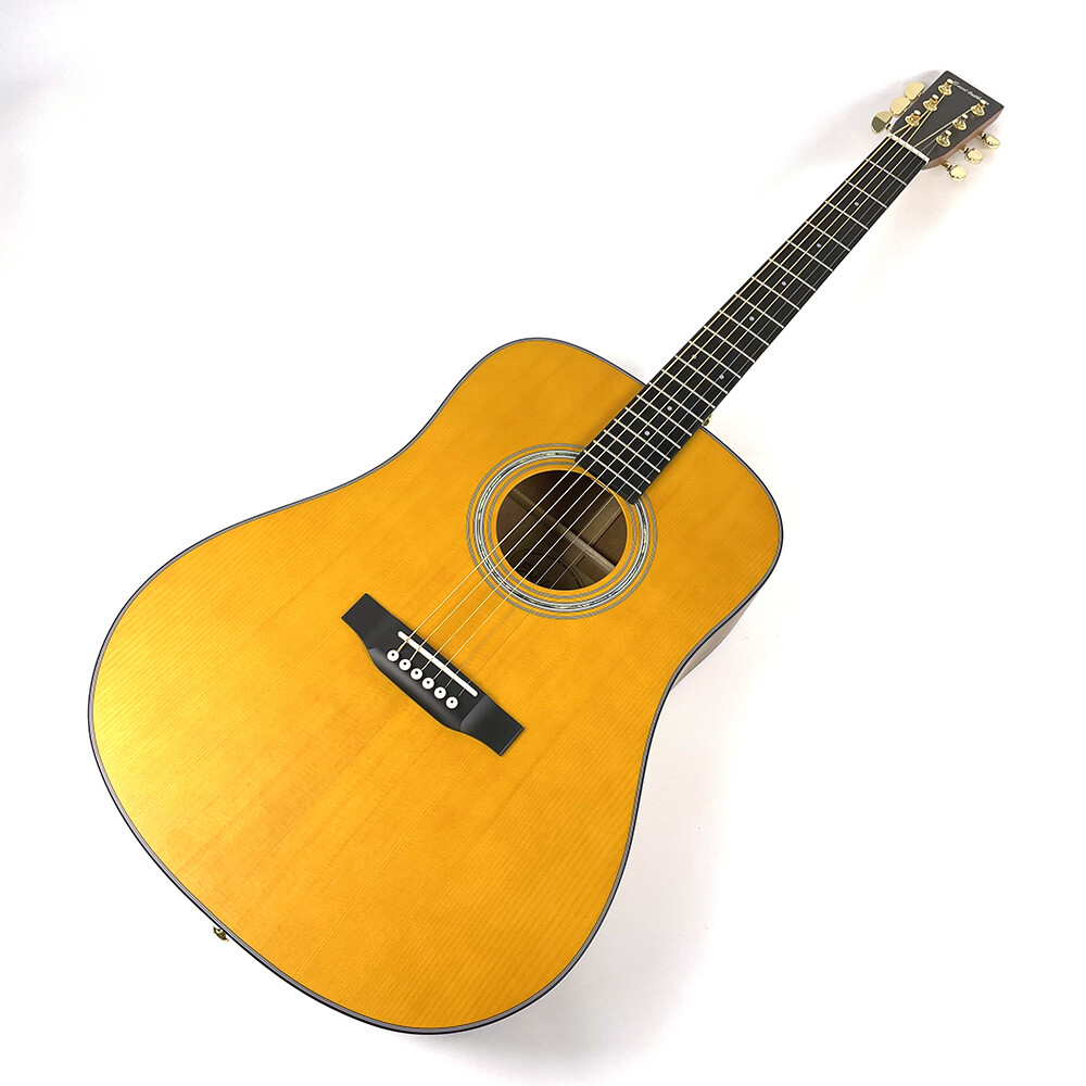 Guitarra acústica dreadnought de 41" con tapa de abeto macizo Stika de la serie Afanti East Luthier