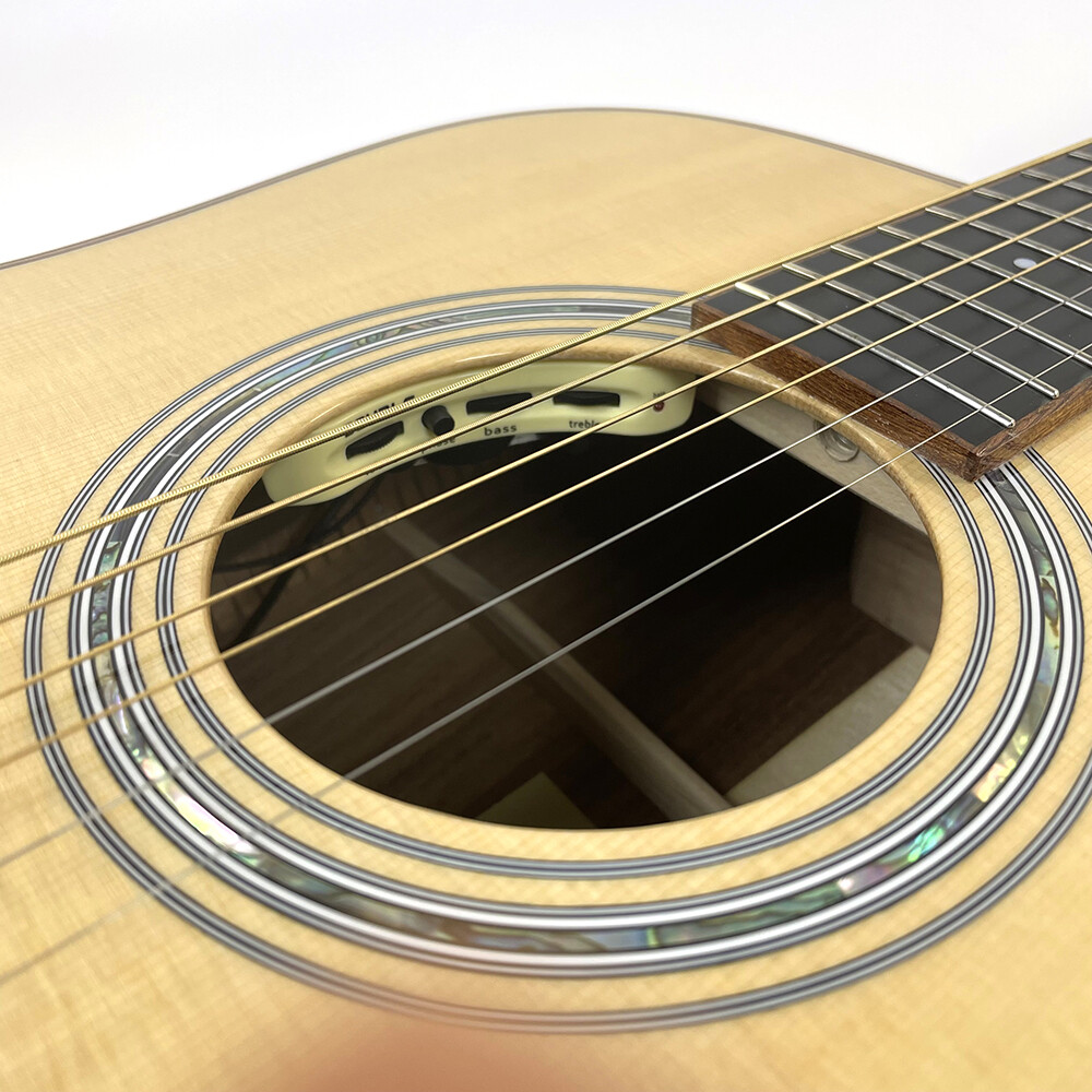 Guitarra acústica dreadnought de 41" de madera maciza de abeto Sitka de la serie Luthier de Afanti East