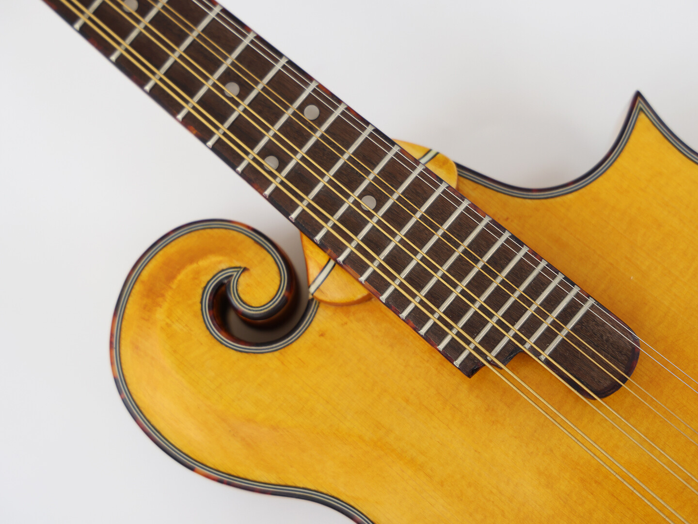 Mandola Afanti Sólida Tapa de Abeto Tallada a Mano Estilo F