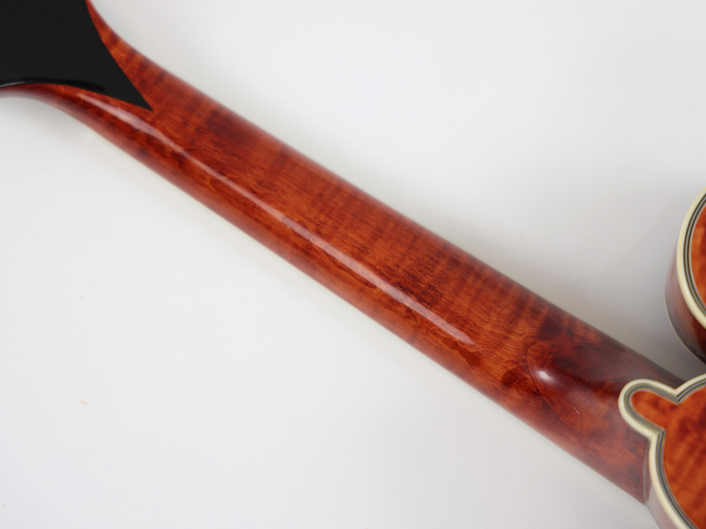 Afanti AA Mandola con Tapa y Aros de Arce Sólido Flameado