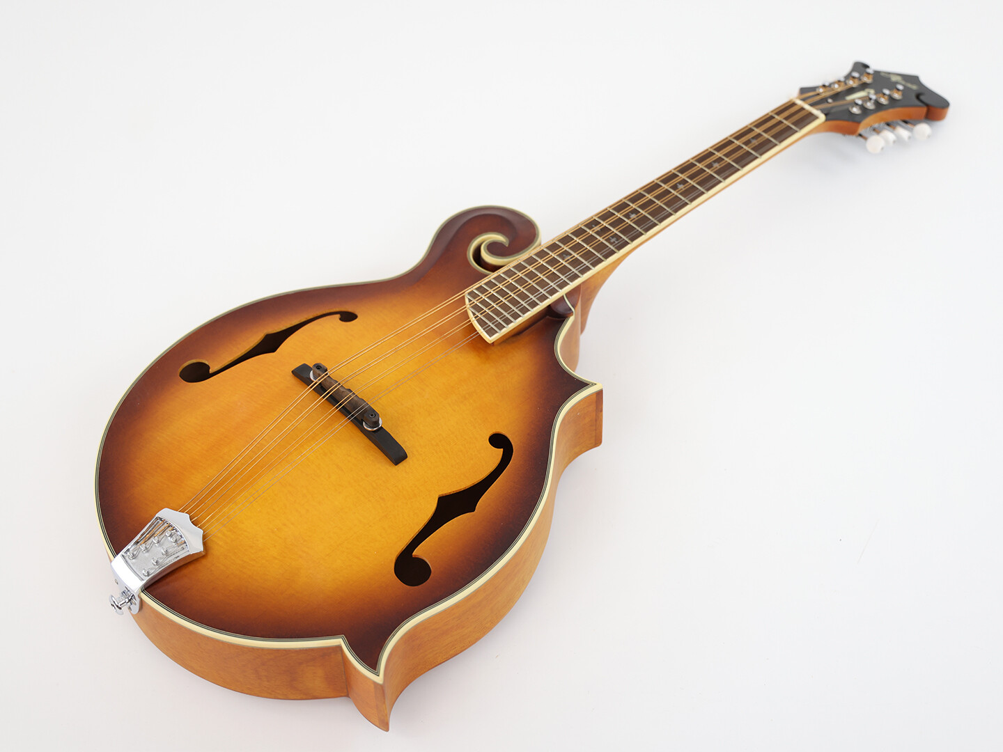Mandolina octavada estilo F Afanti con tapa de abeto macizo, mástil y fondo de caoba