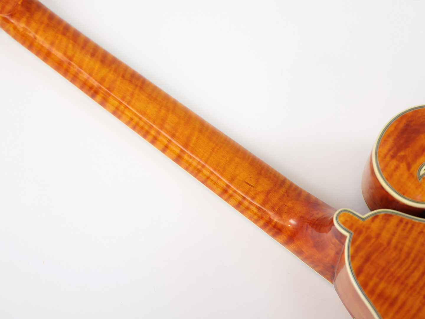 Afanti AA Tapa de abeto sólido Dorso de arce flameado F Mandocello