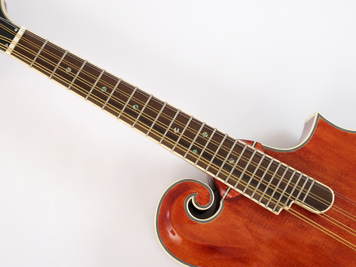 Mandola Afanti East Luthier Series AAA Solid Spruce Top F Style