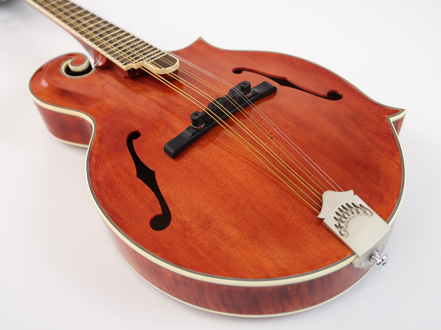 Mandola Afanti East Luthier Series AAA Solid Spruce Top F Style