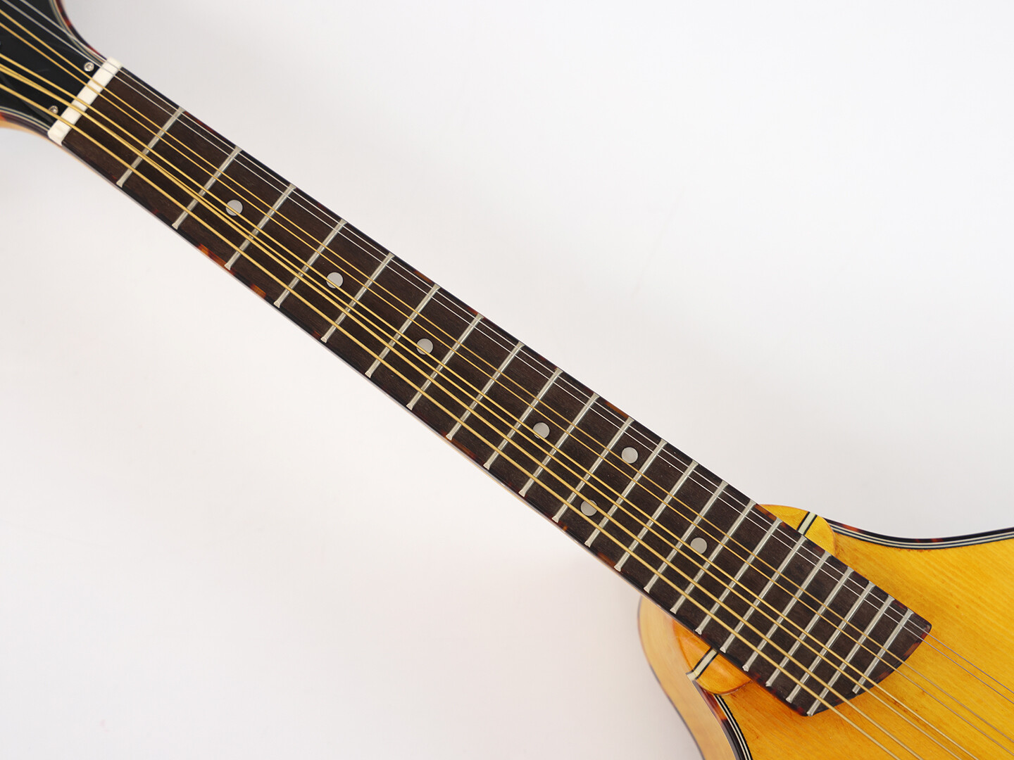 Afanti A Mandola estilo A con tapa maciza de pícea y fondo macizo de arce flameado