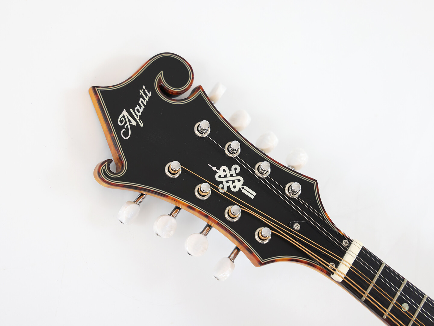 Mandolina Afanti AA de arce macizo flameado con mástil de cola de milano y diapasón de ébano