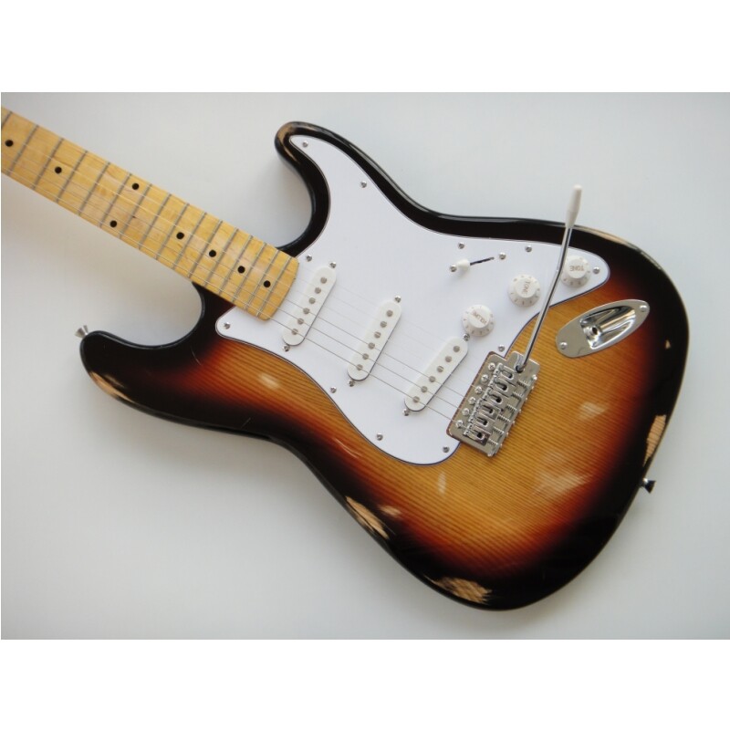 Guitarra Eléctrica Afanti Ash Body SSS Relic Sunburst St