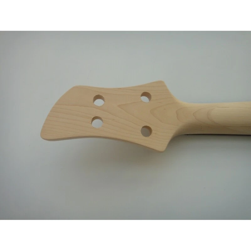 Guitarra Bajo Afanti Cuerpo de Tilo con Chapa de Arce Flameado 4 Cuerdas