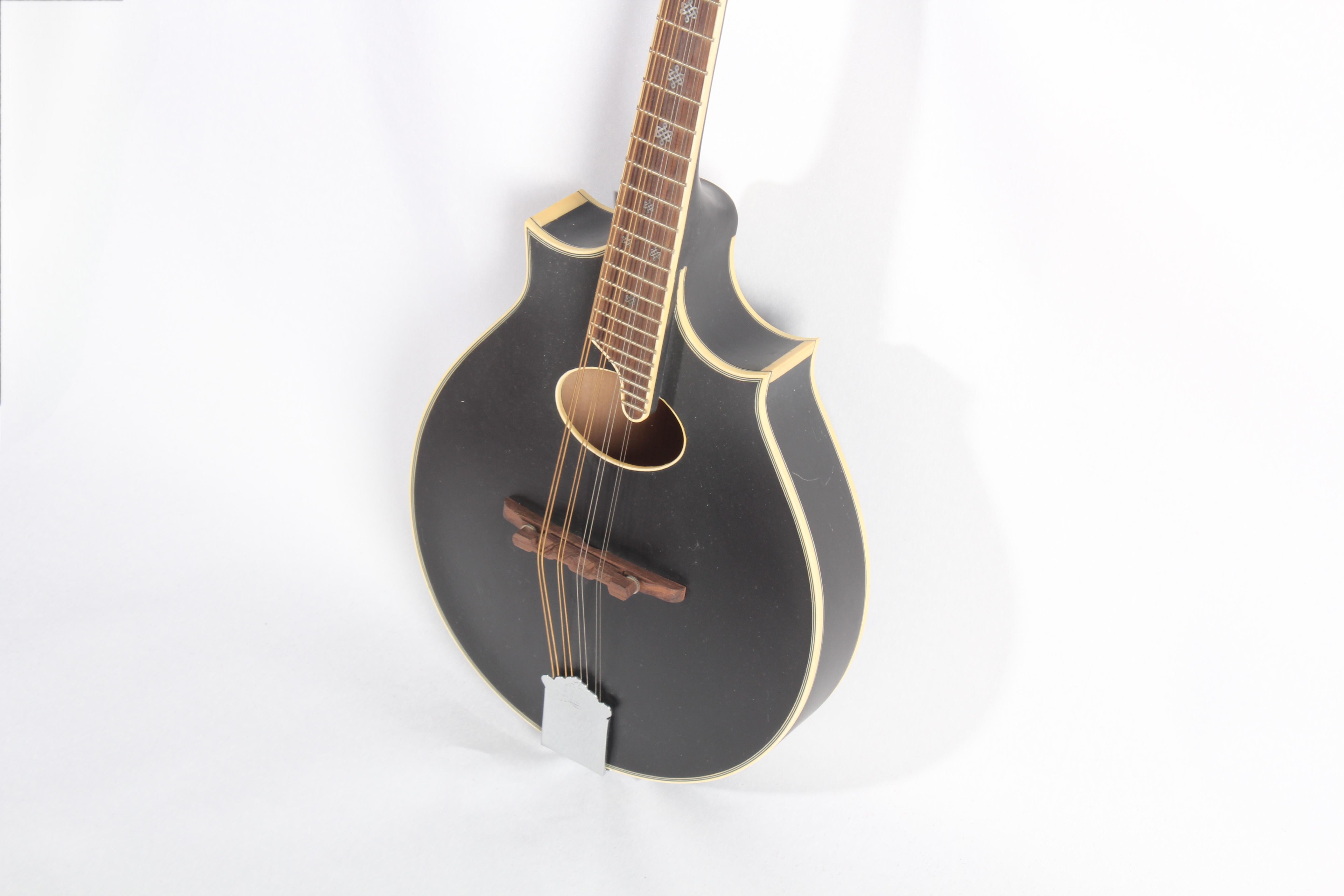 Mandolina Afanti Maple Back and Side Pau Ferro Fingerboard Oval Hole F