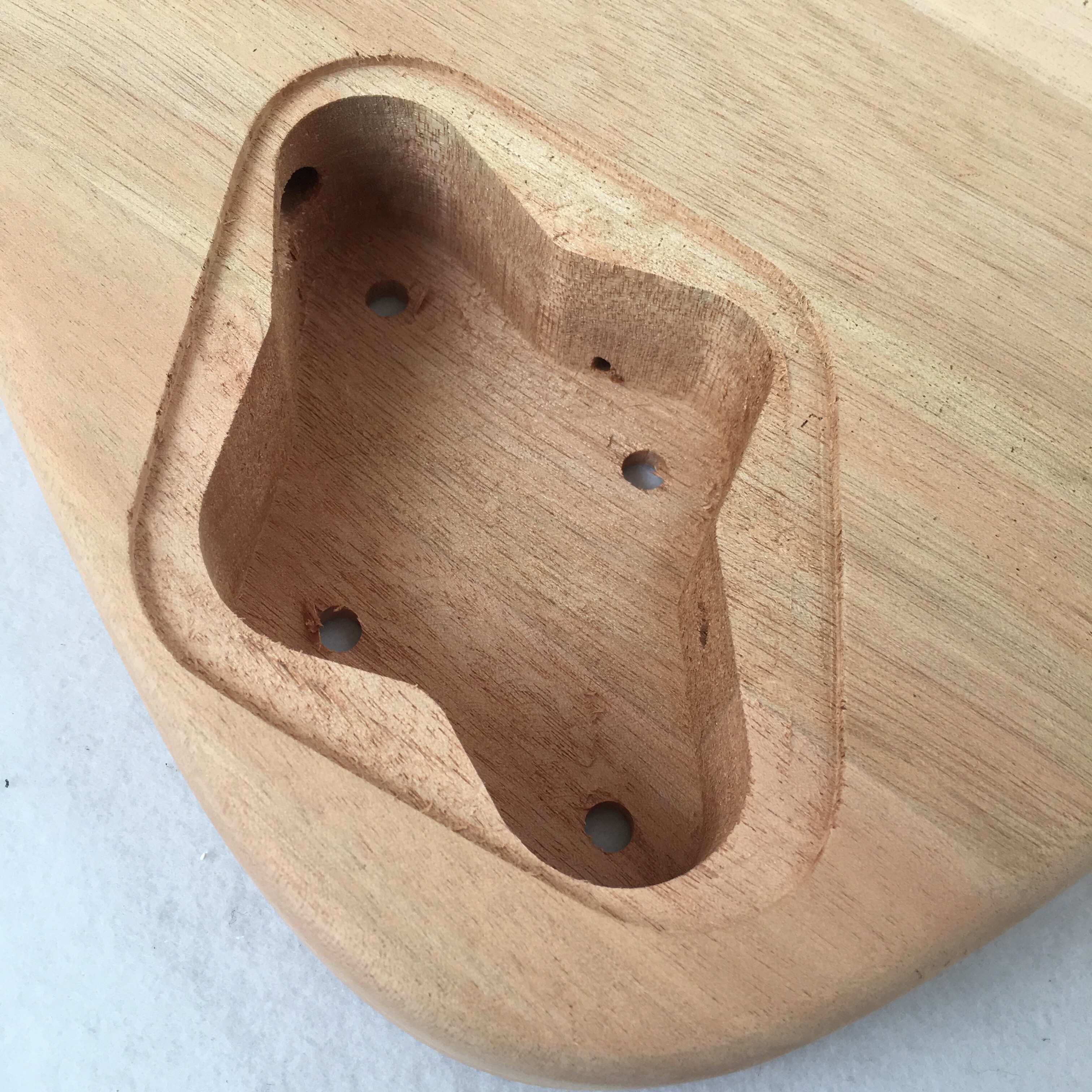 Kit de guitarra DIY de 7 cuerdas con mástil de caoba de cejuela ancha y diapasón de palisandro