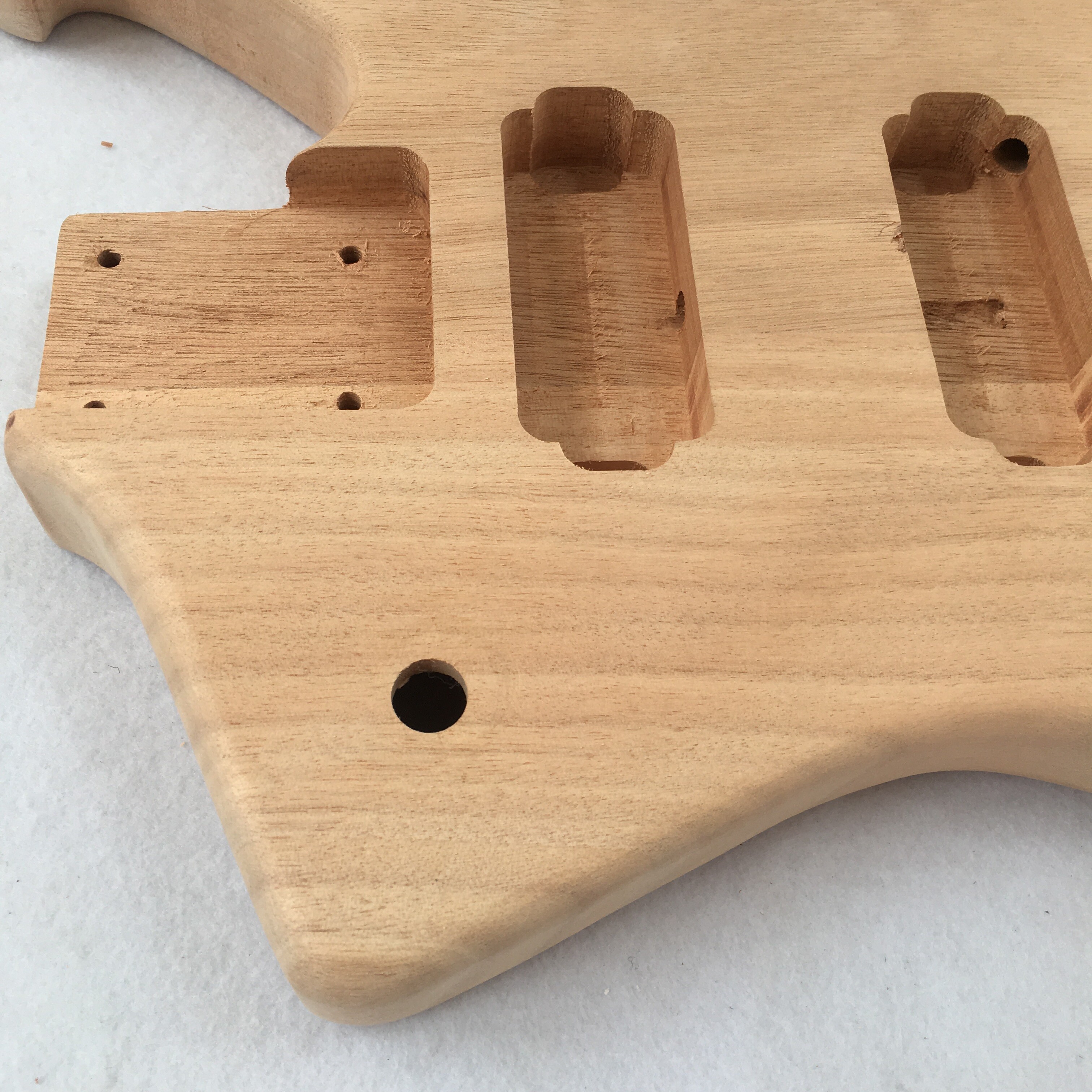 Kit de guitarra DIY de 7 cuerdas con mástil de caoba de cejuela ancha y diapasón de palisandro