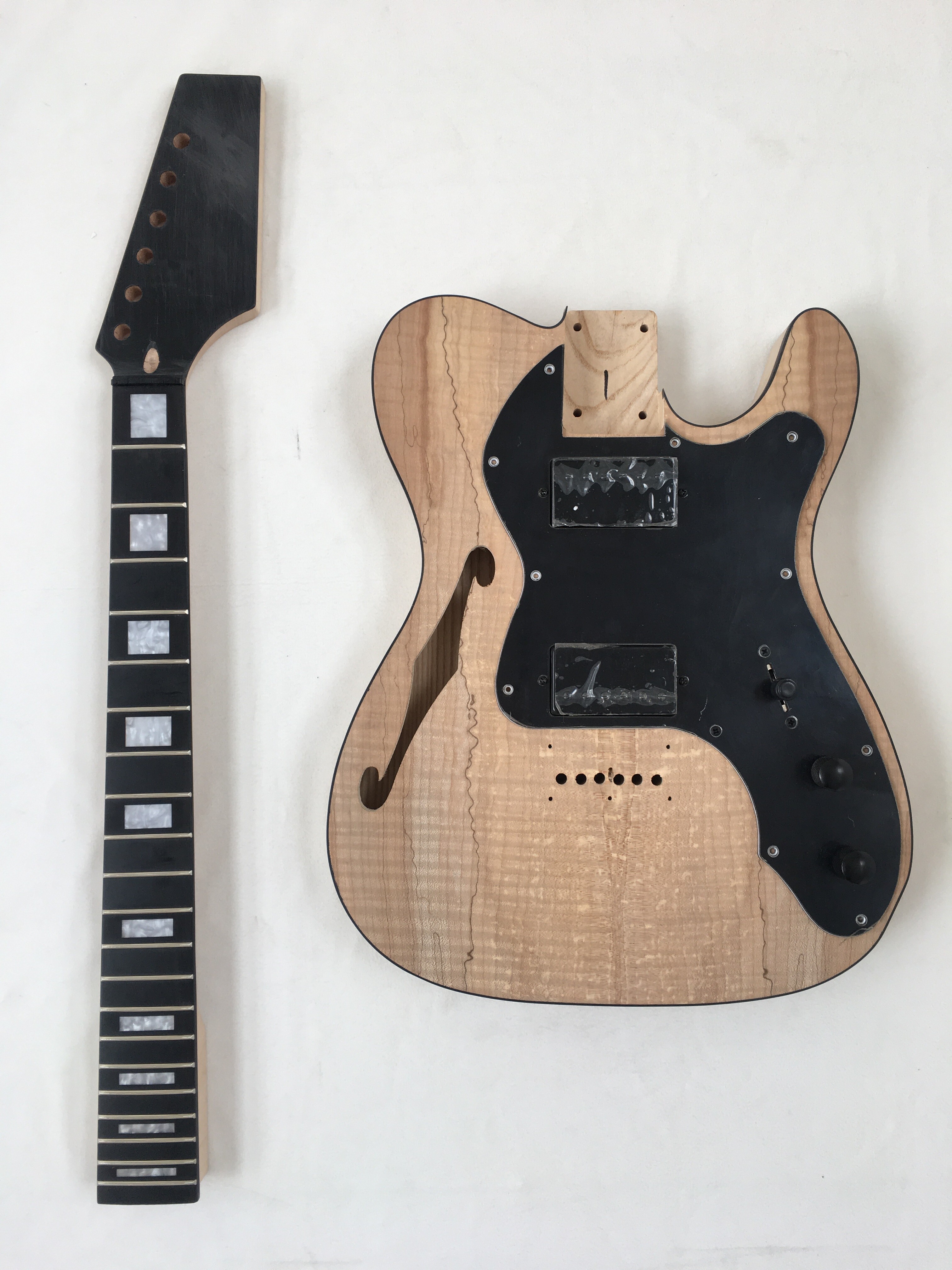 Kit de guitarra eléctrica semihueca thinline con cuerpo de fresno y chapa de arce Spalted