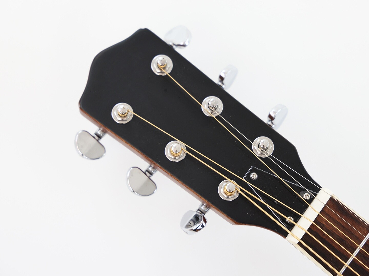 Guitarra Dobro Resonator con cuerpo de madera contrachapada de caoba y mástil redondo