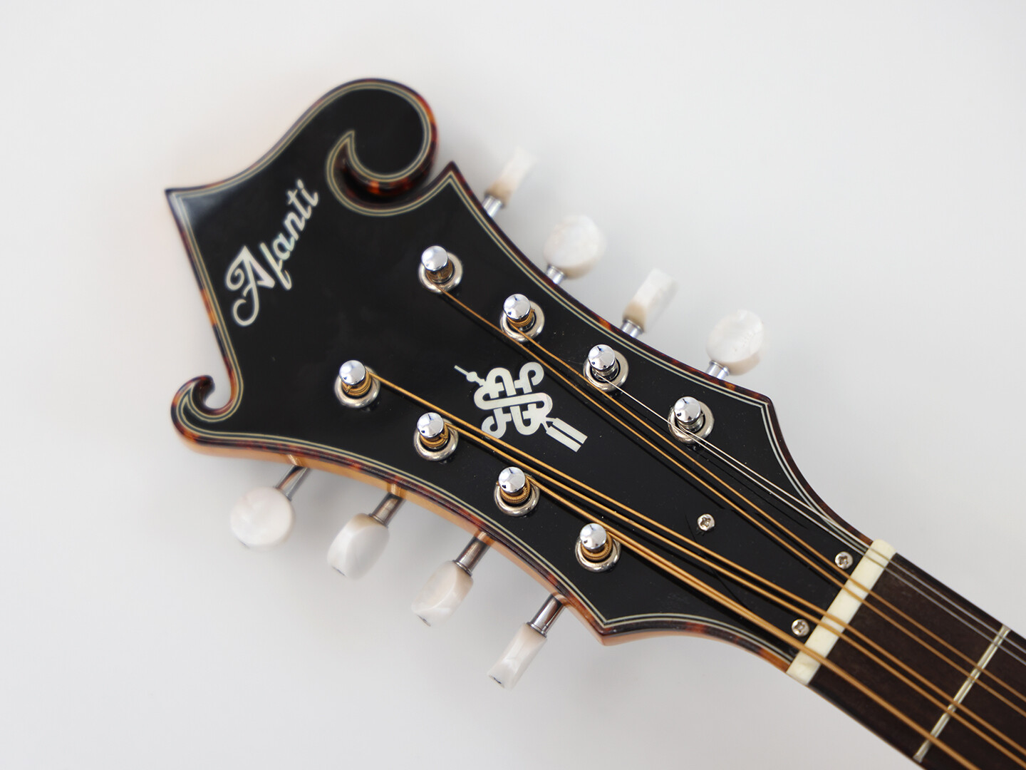 Mandolina de octava de arce macizo flameado Afanti F Style A grade