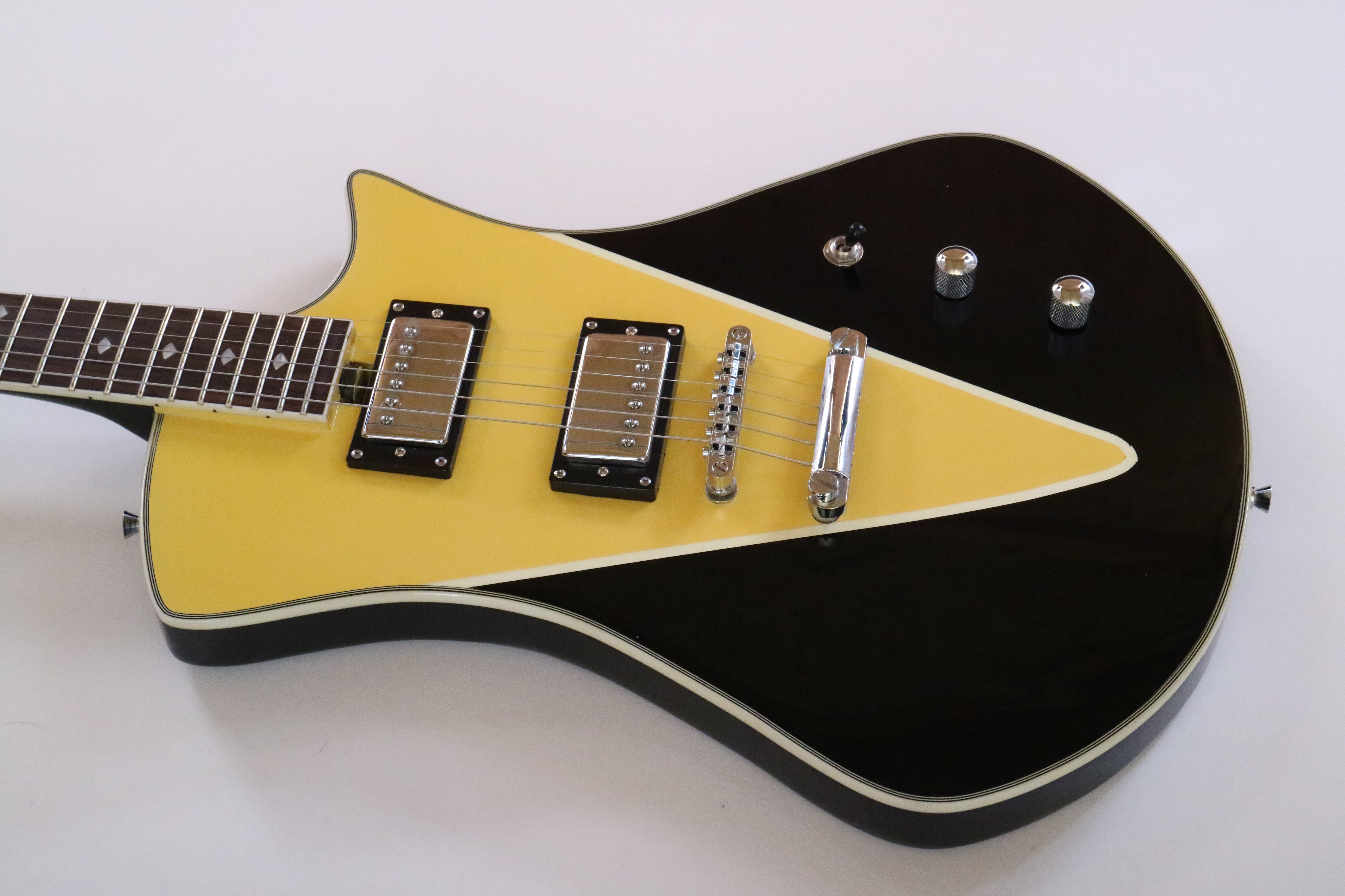 Afanti Customized 6 String Hh Pastilla Tom Puente Musica Guitarra Electrica