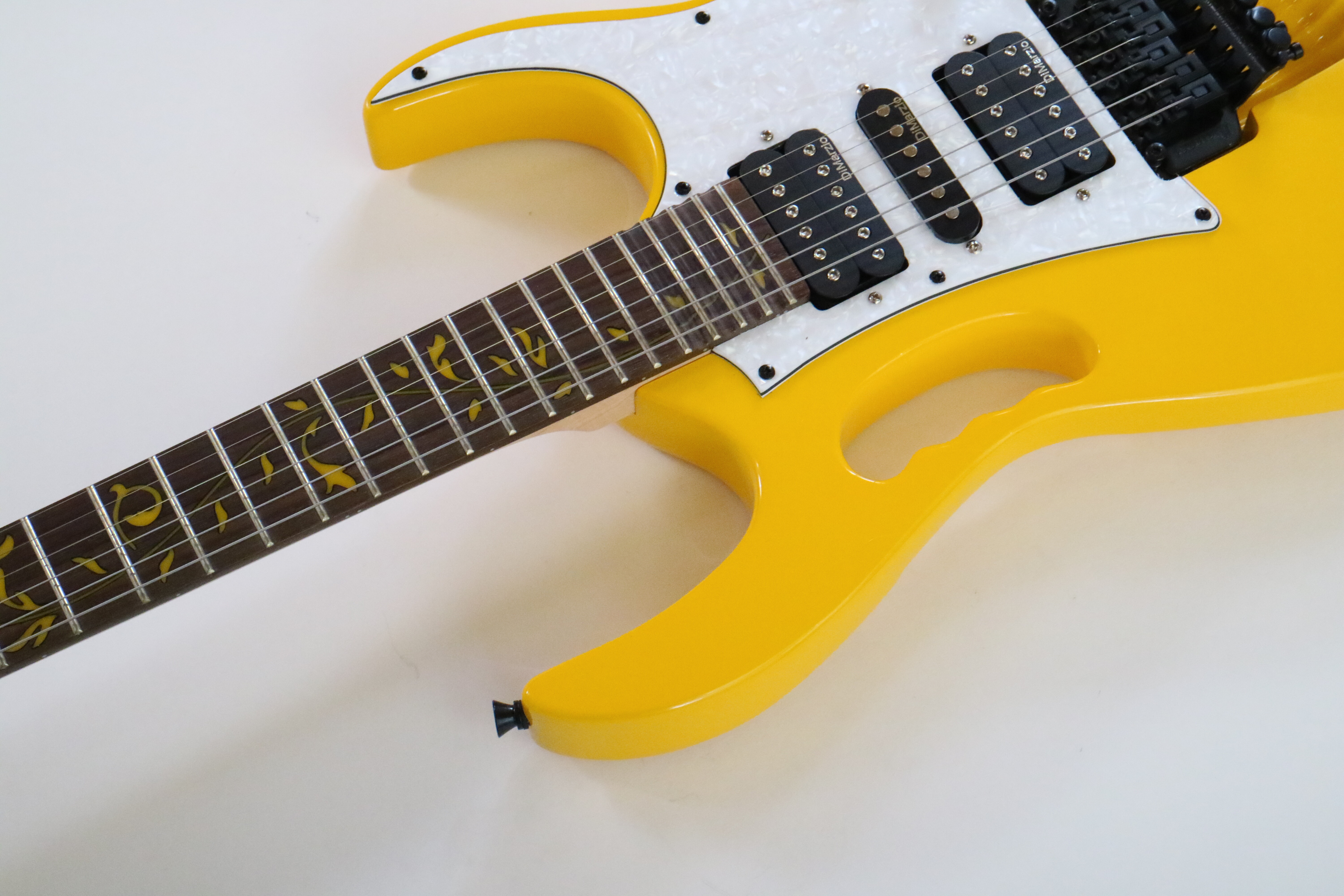 Afanti Guitarra Eléctrica Custom Diapasón de Palosanto Atornillado al Mástil