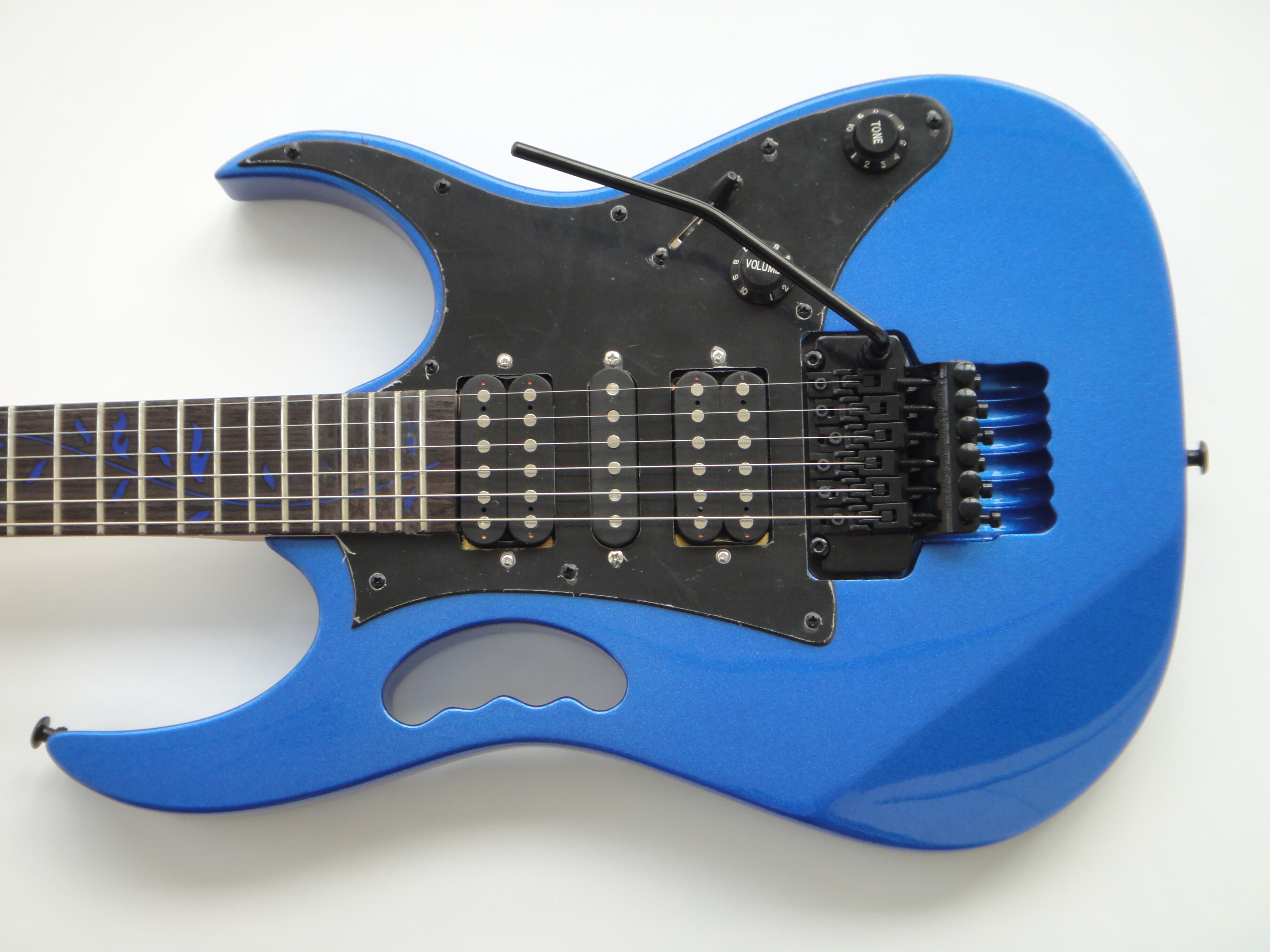 Afanti Guitarra Eléctrica con Cuerpo de Tilo y Mástil de Arce Personalizado