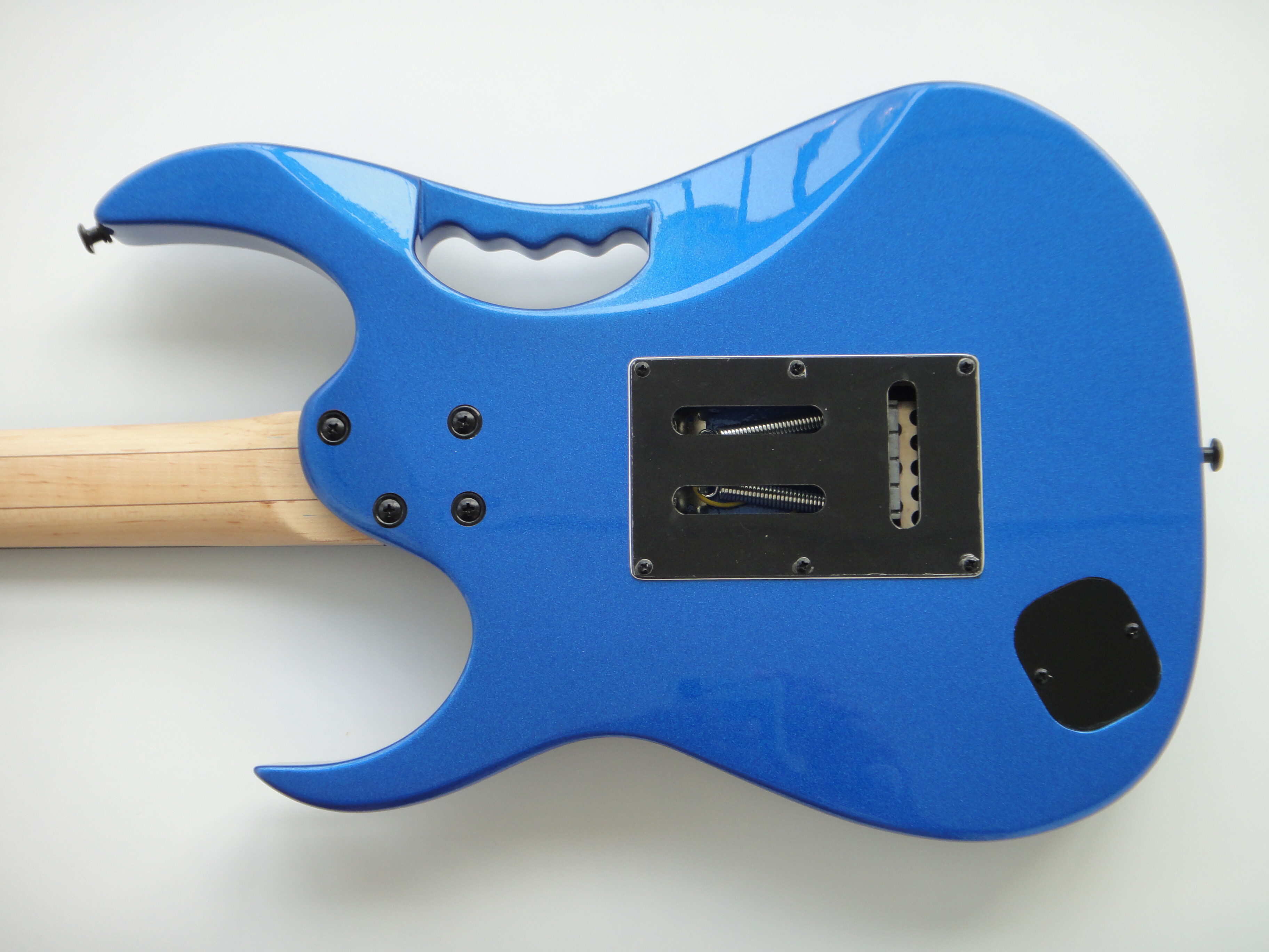 Afanti Guitarra Eléctrica con Cuerpo de Tilo y Mástil de Arce Personalizado