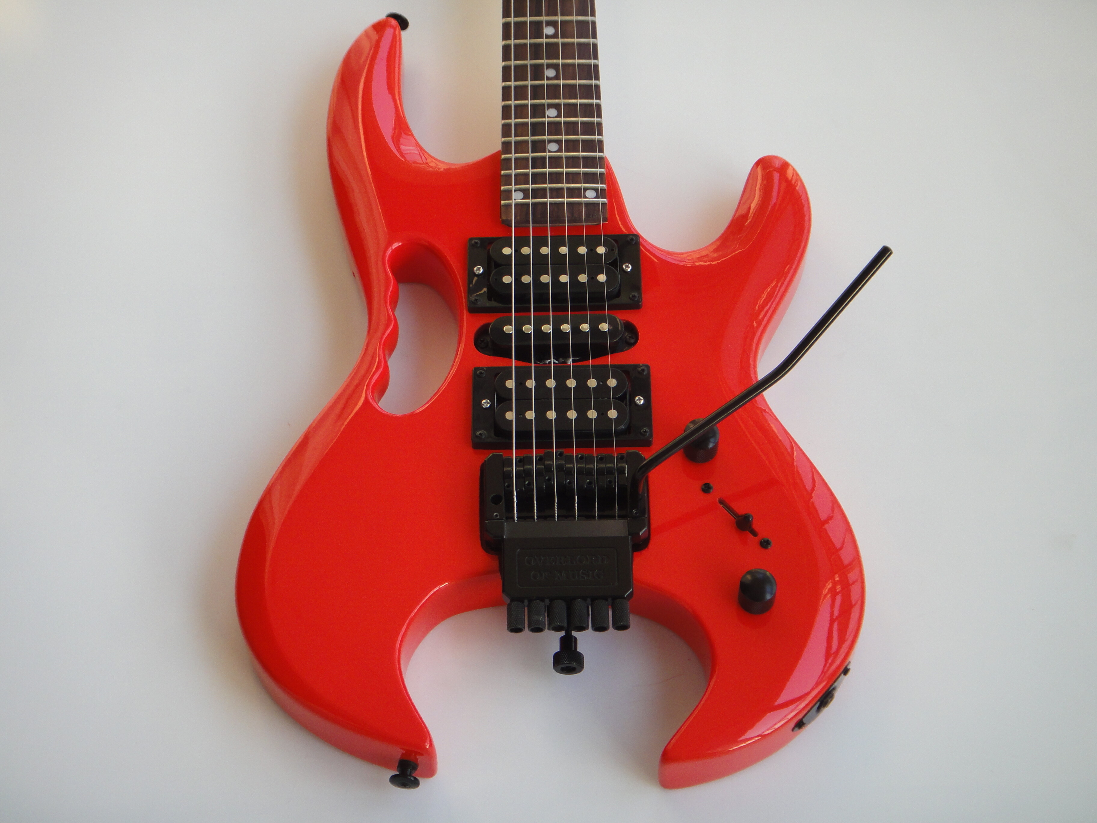 Afanti Customized Hsh Doble Cierre 6 Cuerdas Guitarra Eléctrica Rojo Sangre Sin Cabeza