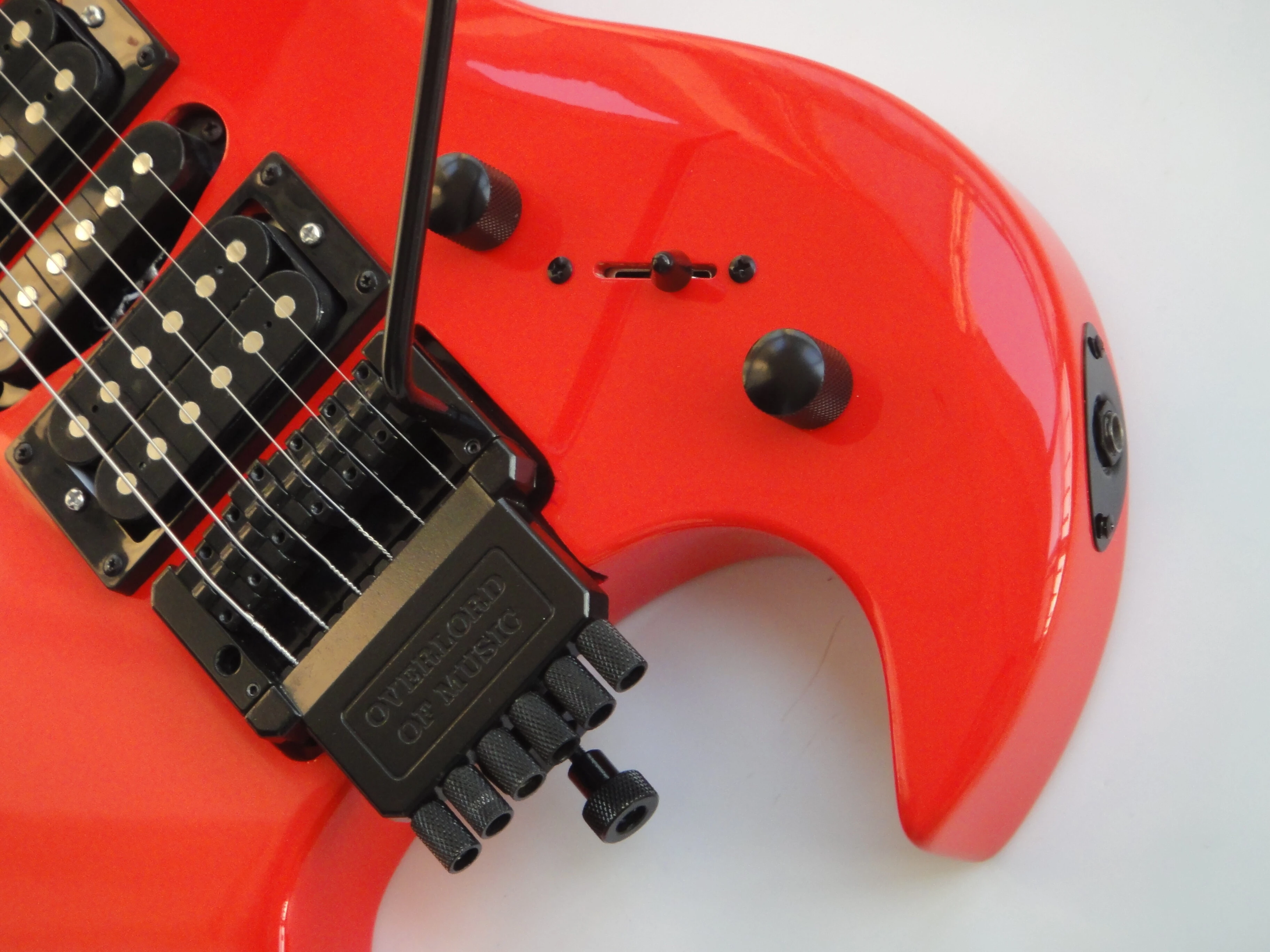 Afanti Customized Hsh Doble Cierre 6 Cuerdas Guitarra Eléctrica Rojo Sangre Sin Cabeza