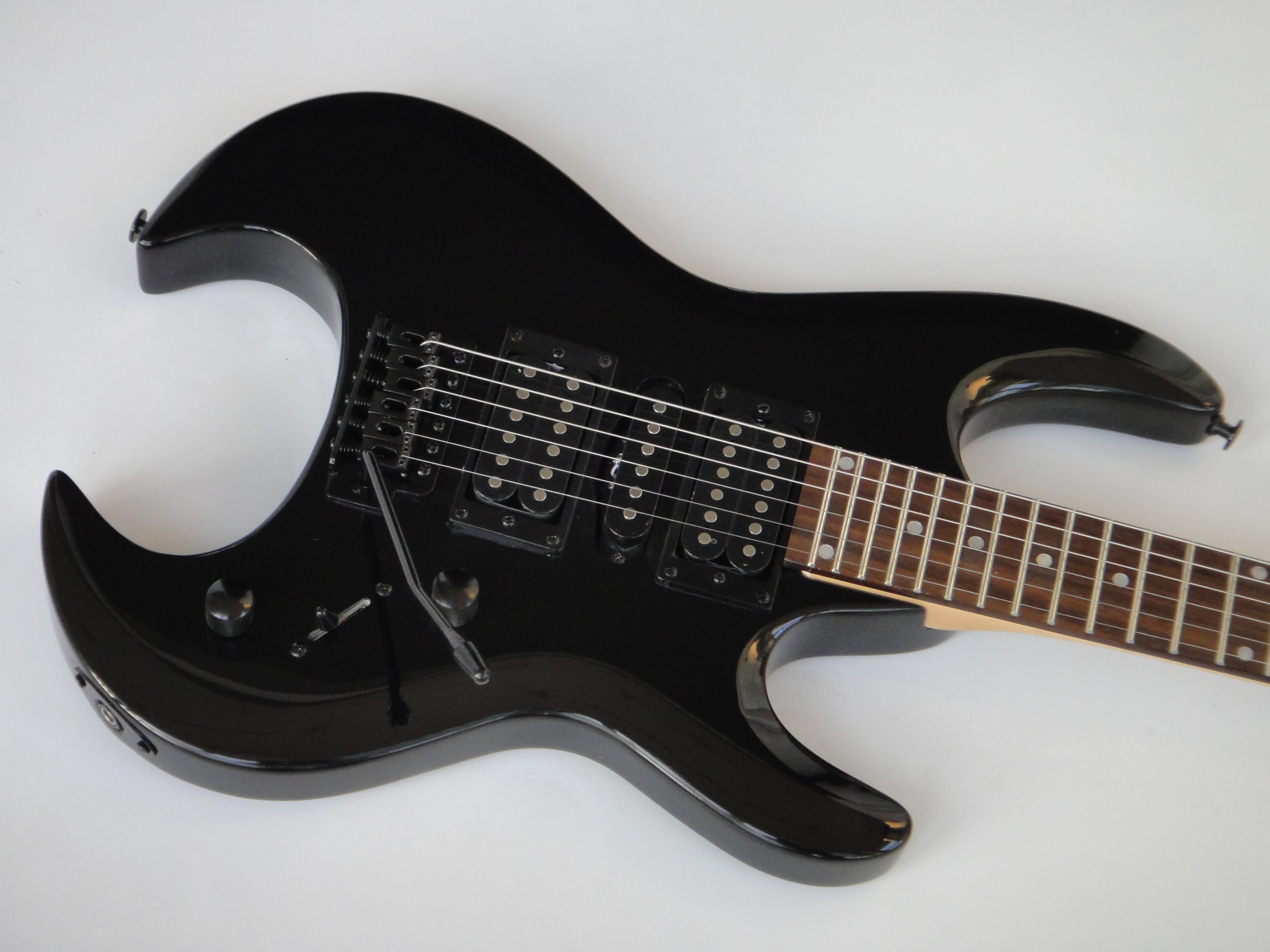 Afanti Customized Hsh Vintage Trémolo Sincronizado 6 Cuerdas Guitarra Eléctrica Sin Cabeza