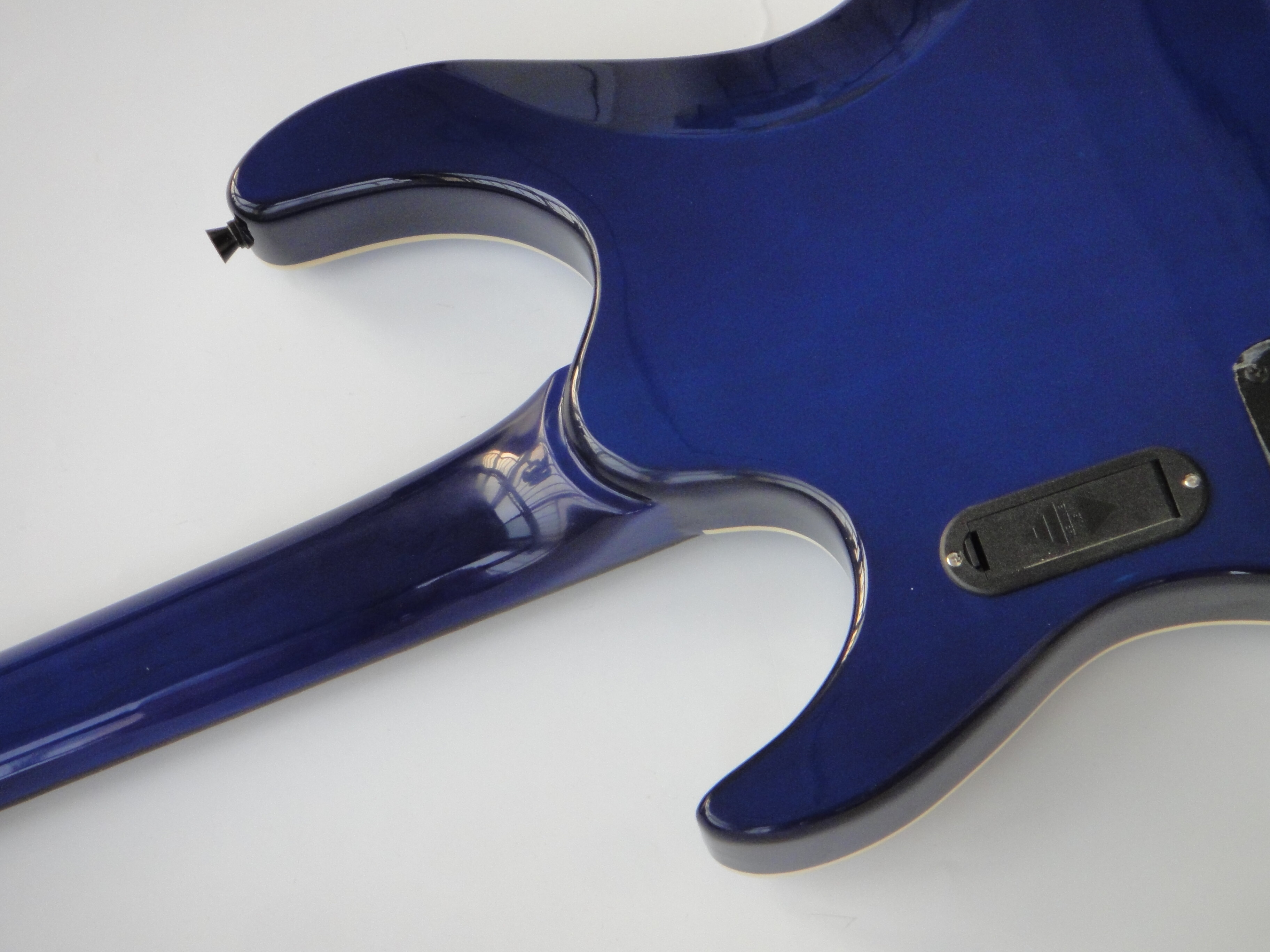 Guitarra Eléctrica Afanti Customized Hh Double Locking Tremolo Flamed Blue Headless
