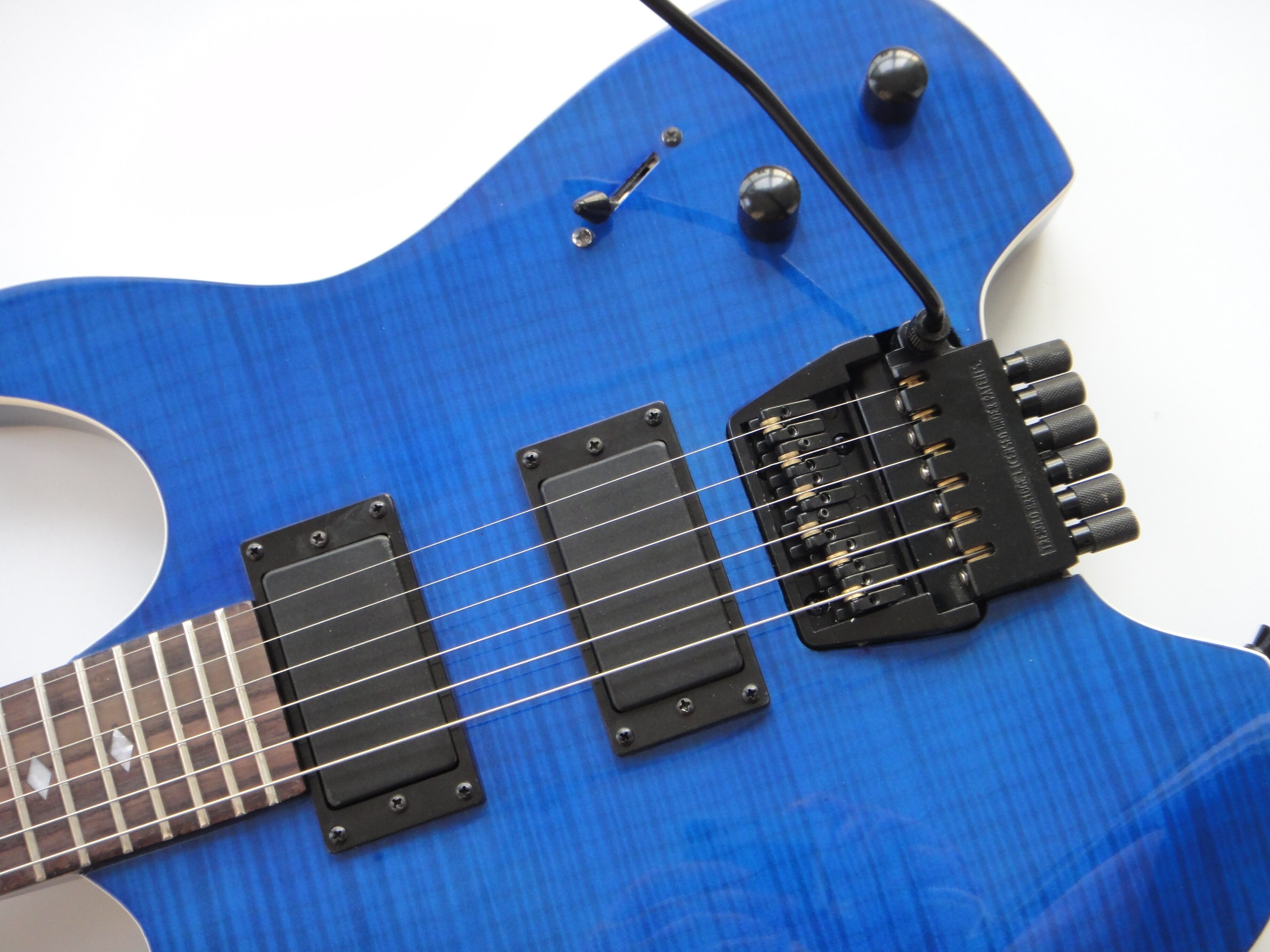 Guitarra Eléctrica Afanti Customized Hh Double Locking Tremolo Flamed Blue Headless