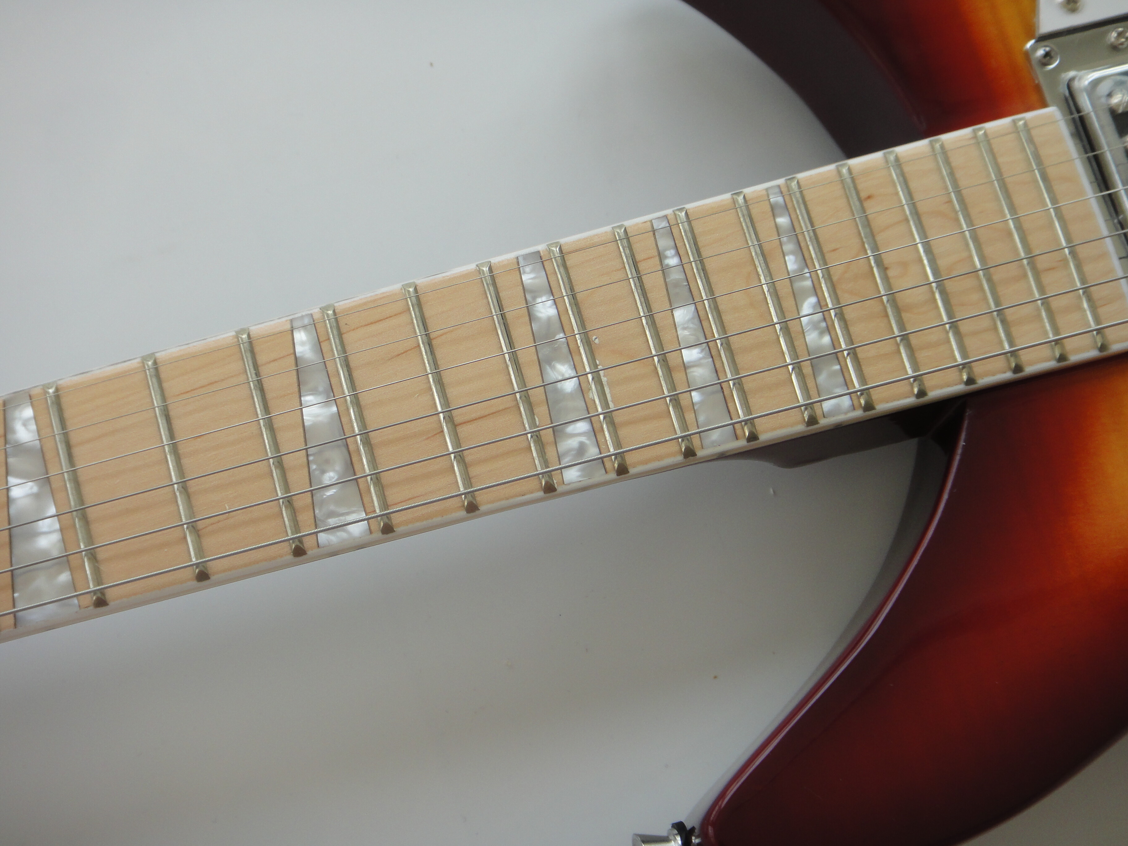 Guitarra Eléctrica Afanti Rick Style