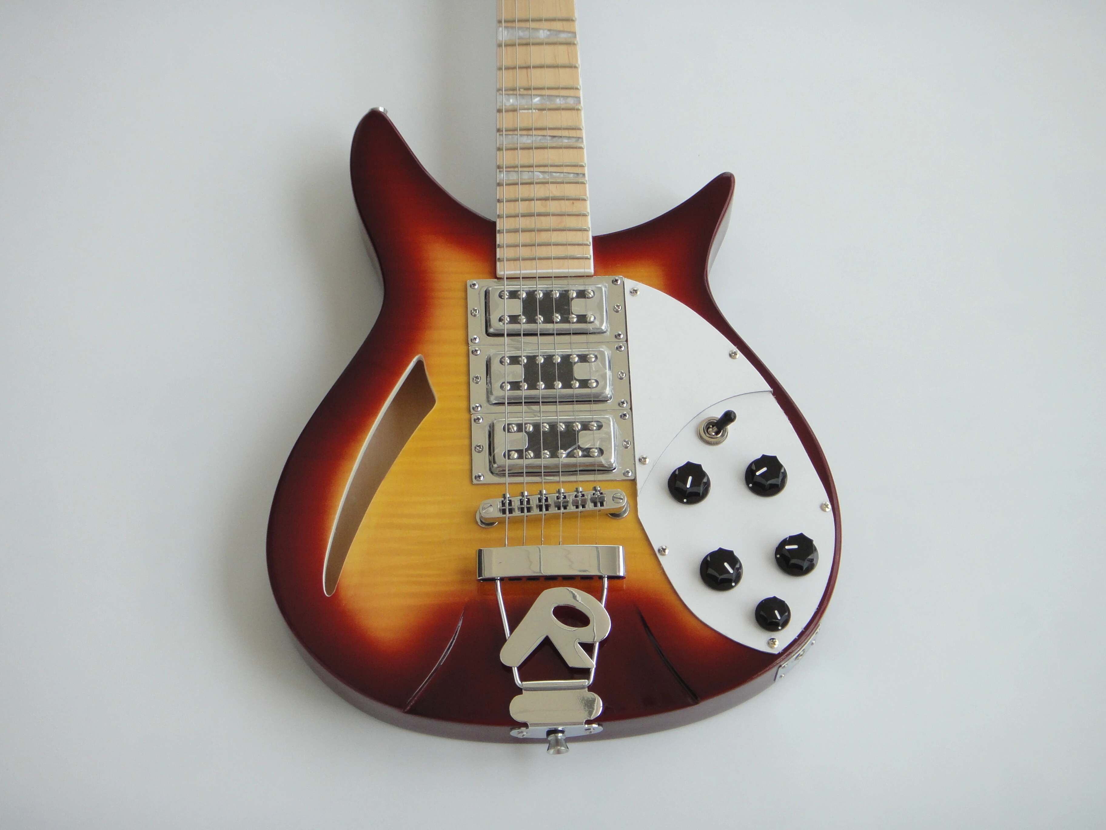 Guitarra Eléctrica Afanti Rick Style