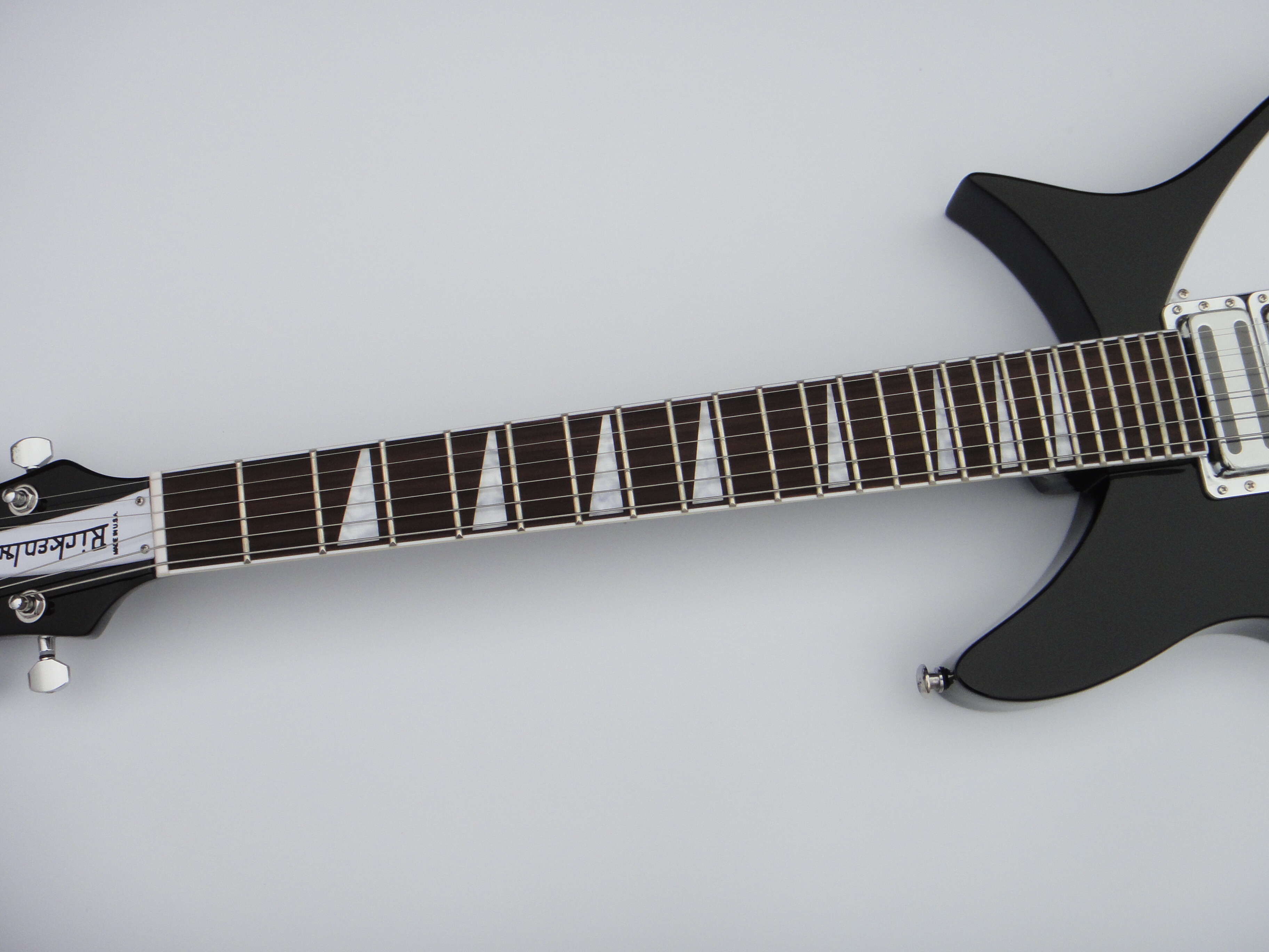 Guitarra Eléctrica Afanti Rick de Cuerpo Semi Hueco