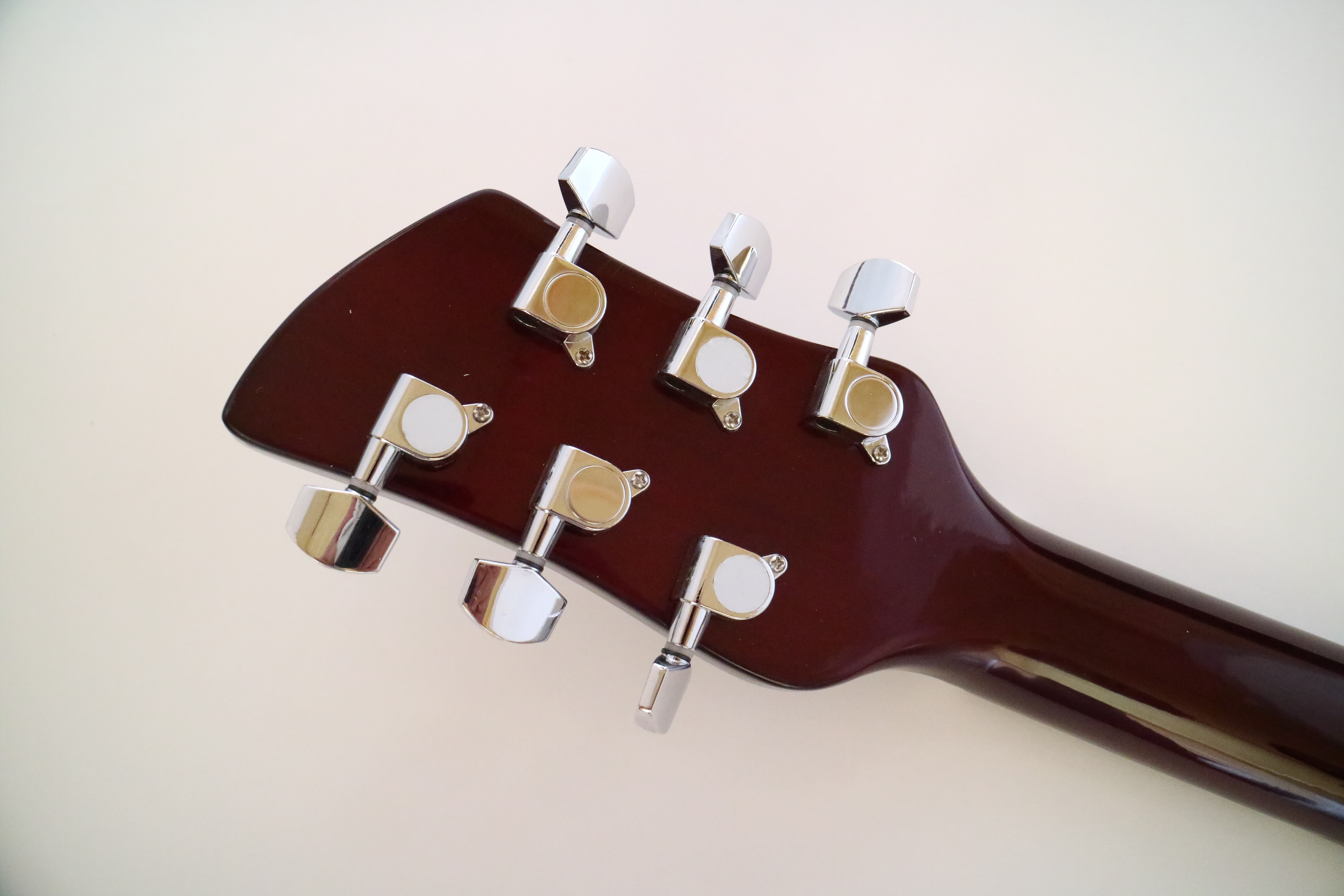 Guitarra eléctrica Afanti Rick Style con cuerpo de tilo